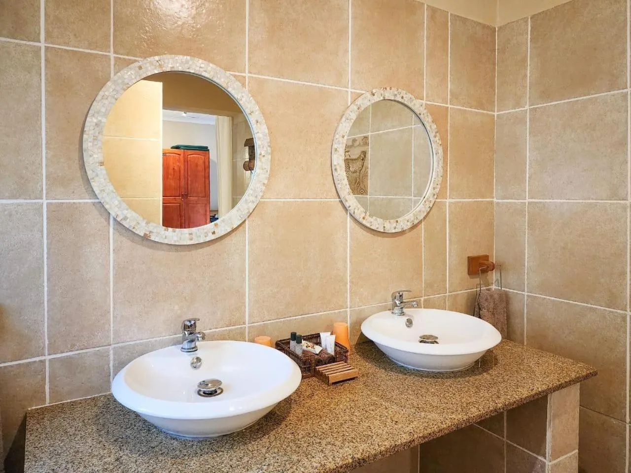 Bathroom in Parkers Cottages