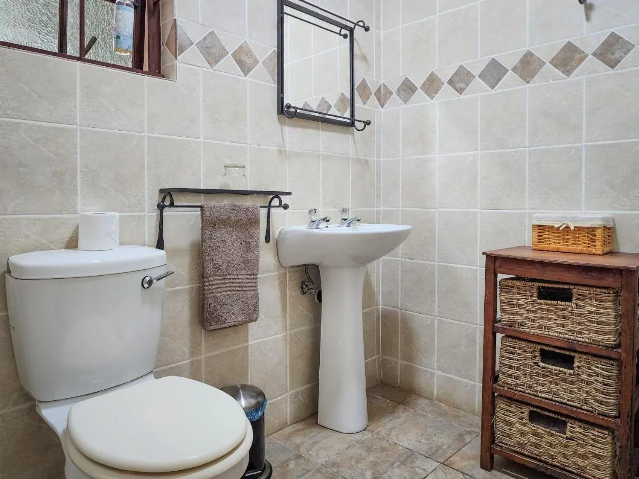 Bathroom in Parkers Cottages