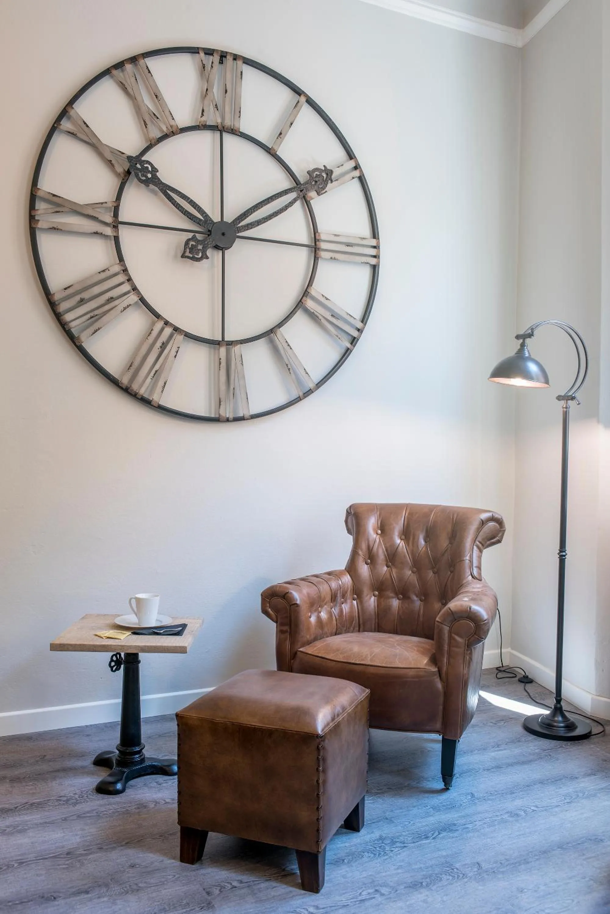 Steam House Room & Breakfast