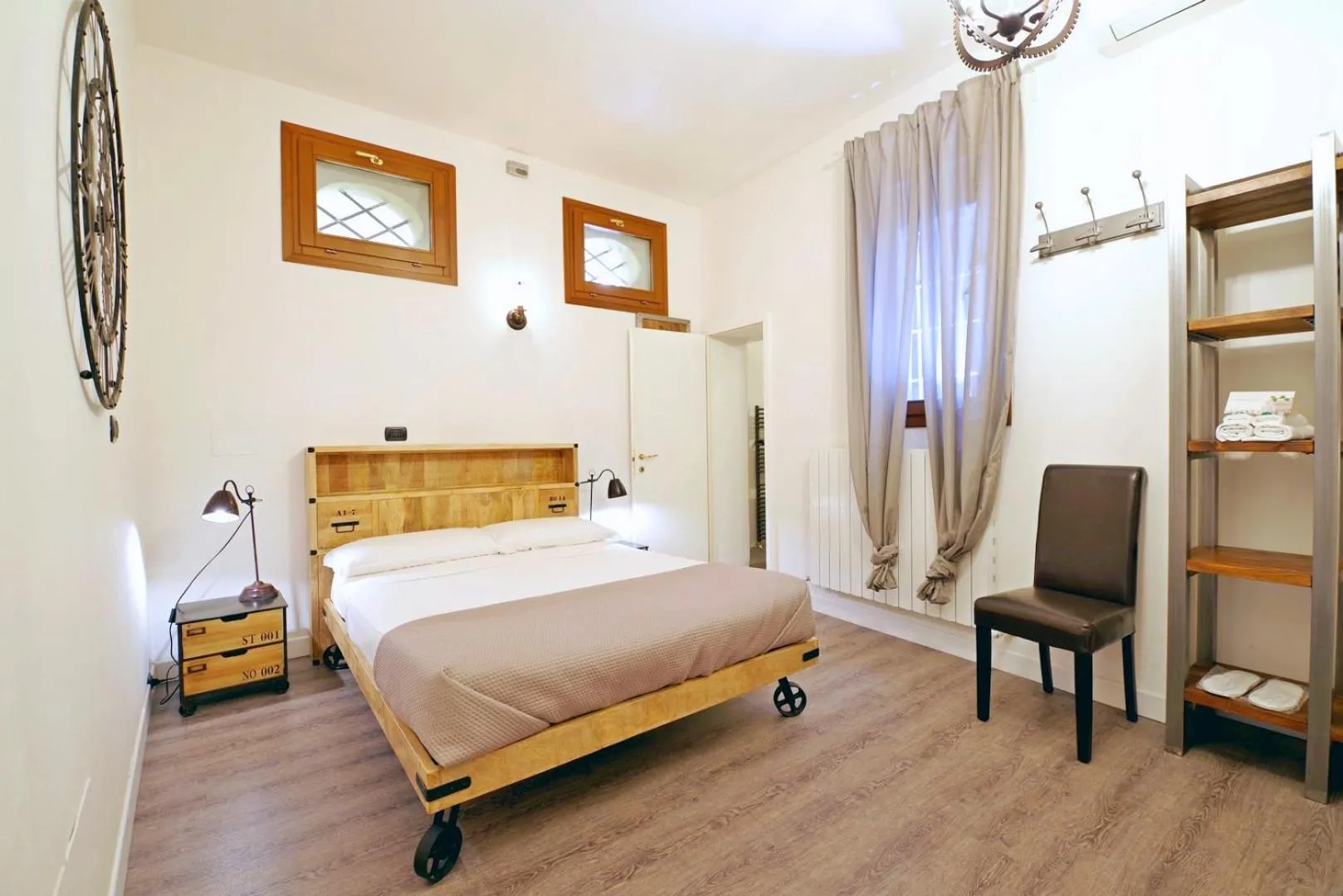 Bed in Steam House Room & Breakfast