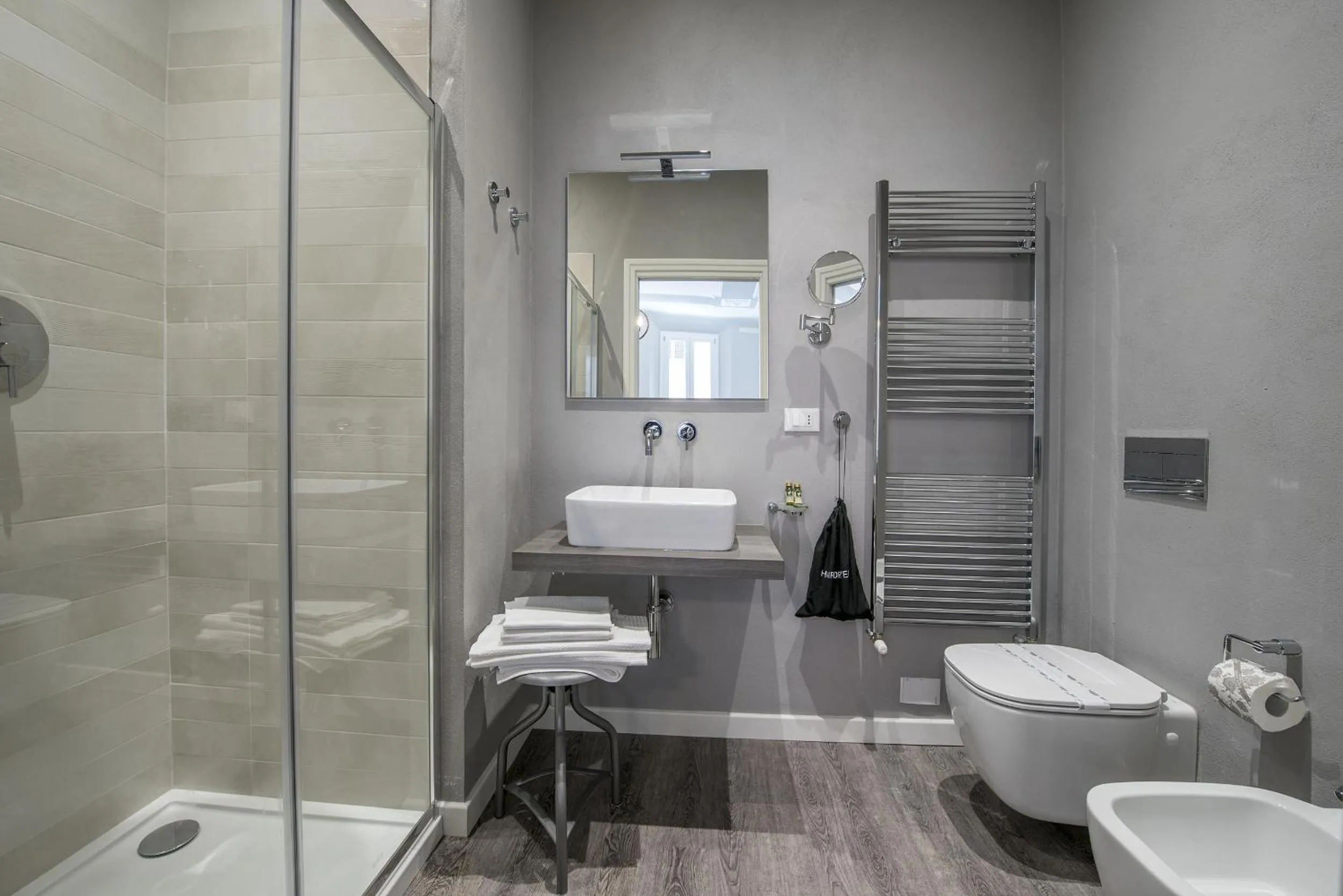 Bathroom in Steam House Room & Breakfast