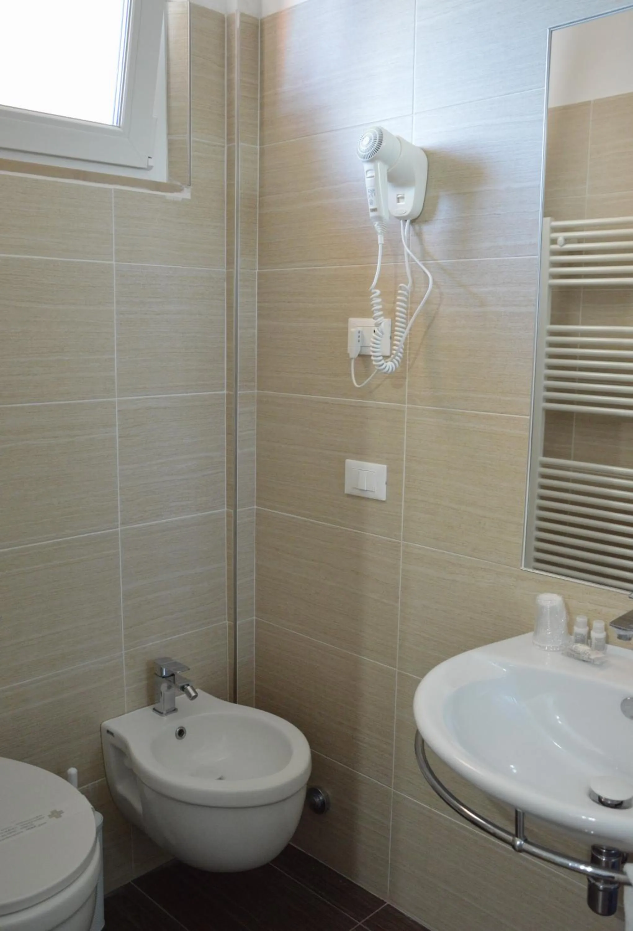 Toilet in Hotel Caesar