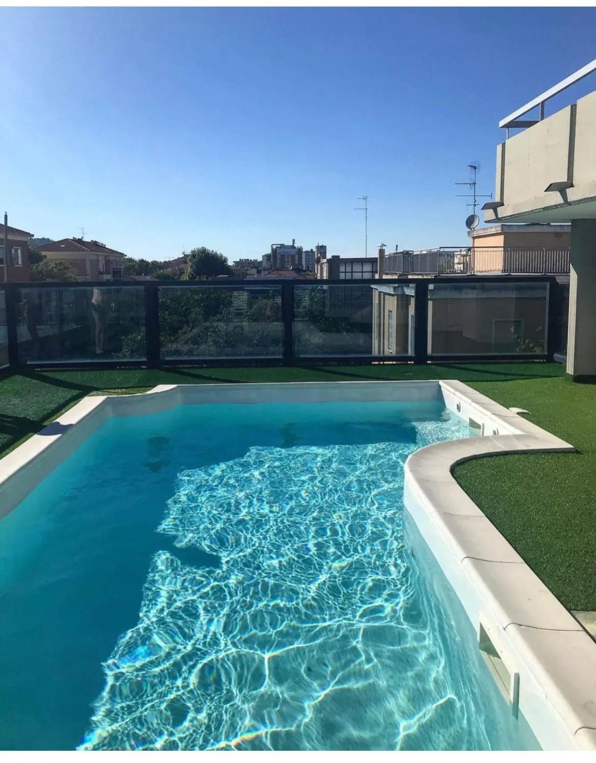 Pool view in Hotel Caesar