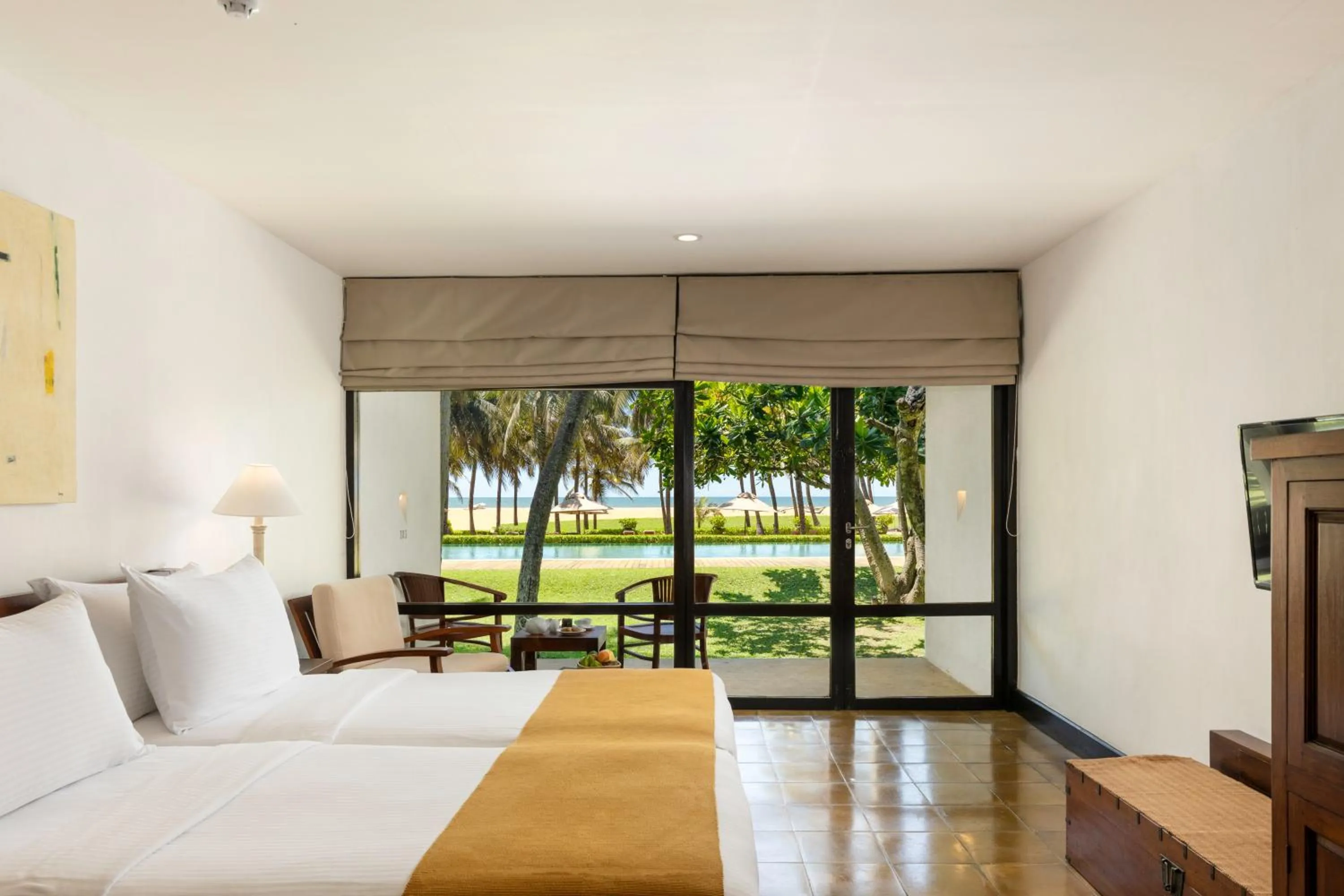 Bed in Jetwing Beach