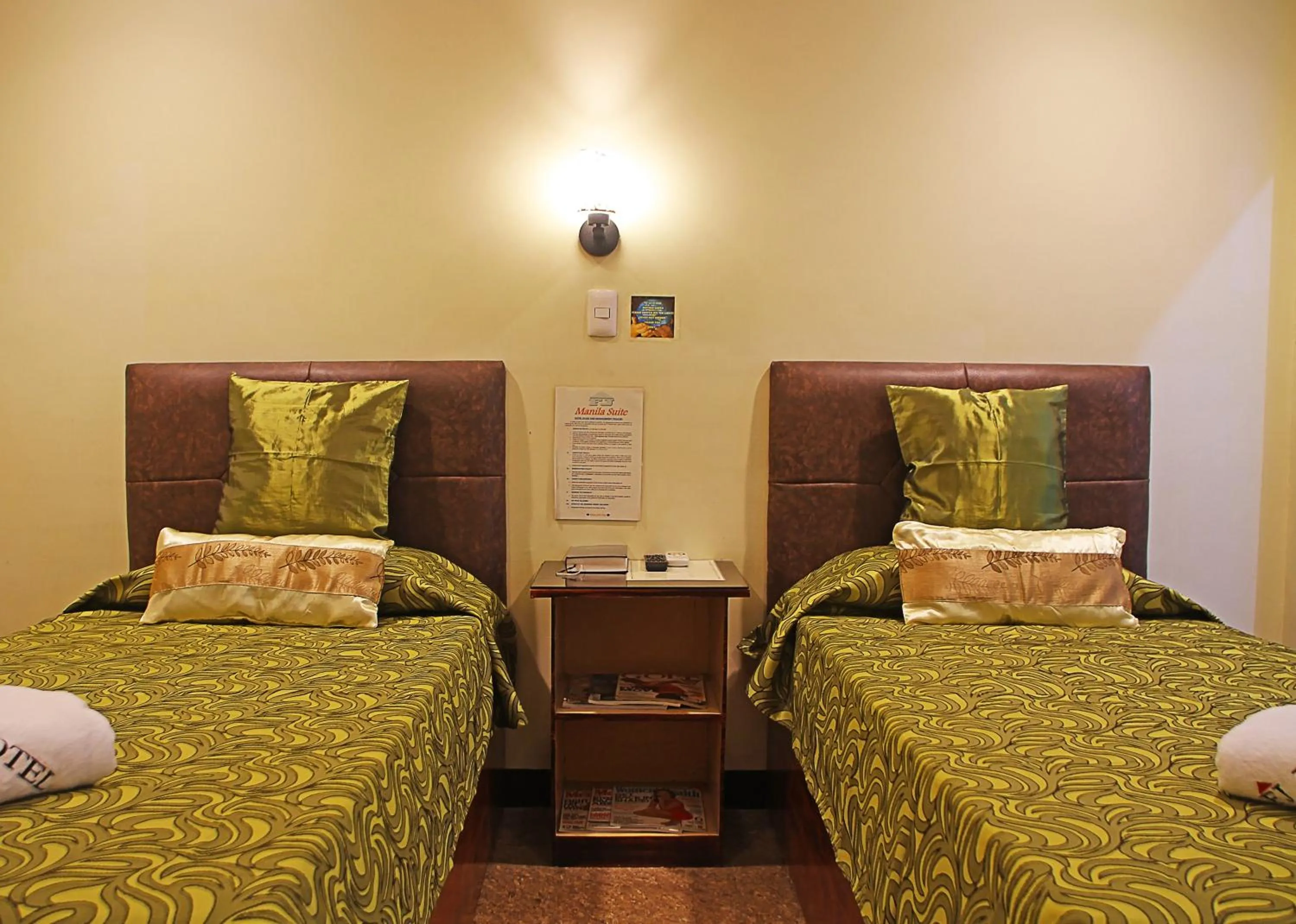 Bedroom, Bed in Fj Manila Hotel