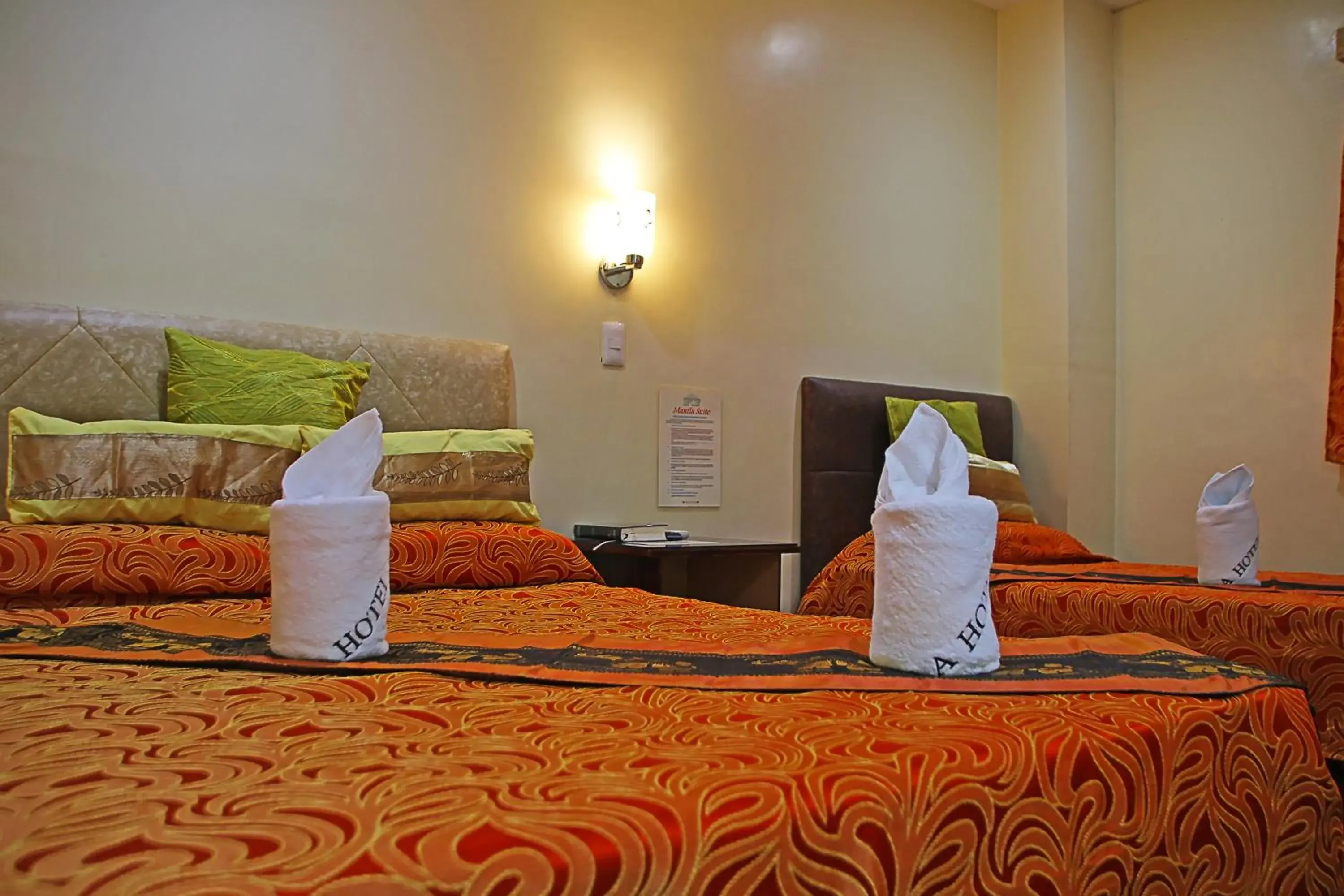 Superior Double Room in Fj Manila Hotel Superior Double Room in Fj Manila Hotel