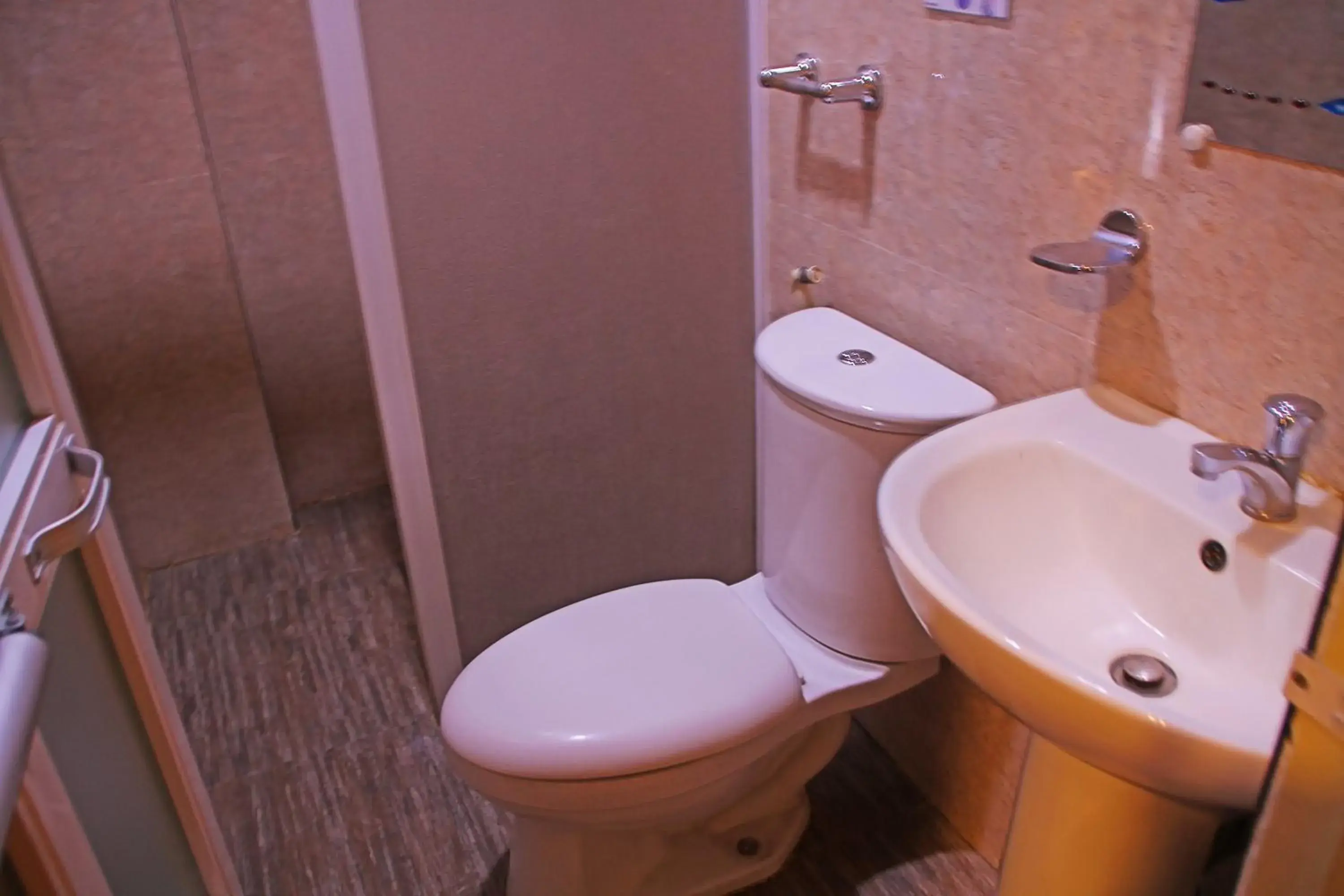 Family Room in Fj Manila Hotel Family Room in Fj Manila Hotel