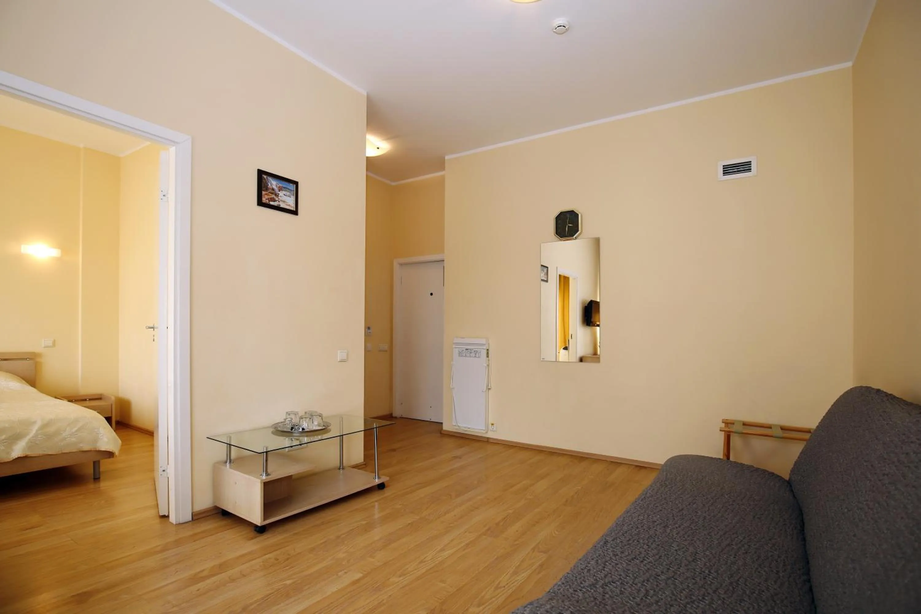 Bedroom, Bed in Apart Hotel Tomo FREE PARKING