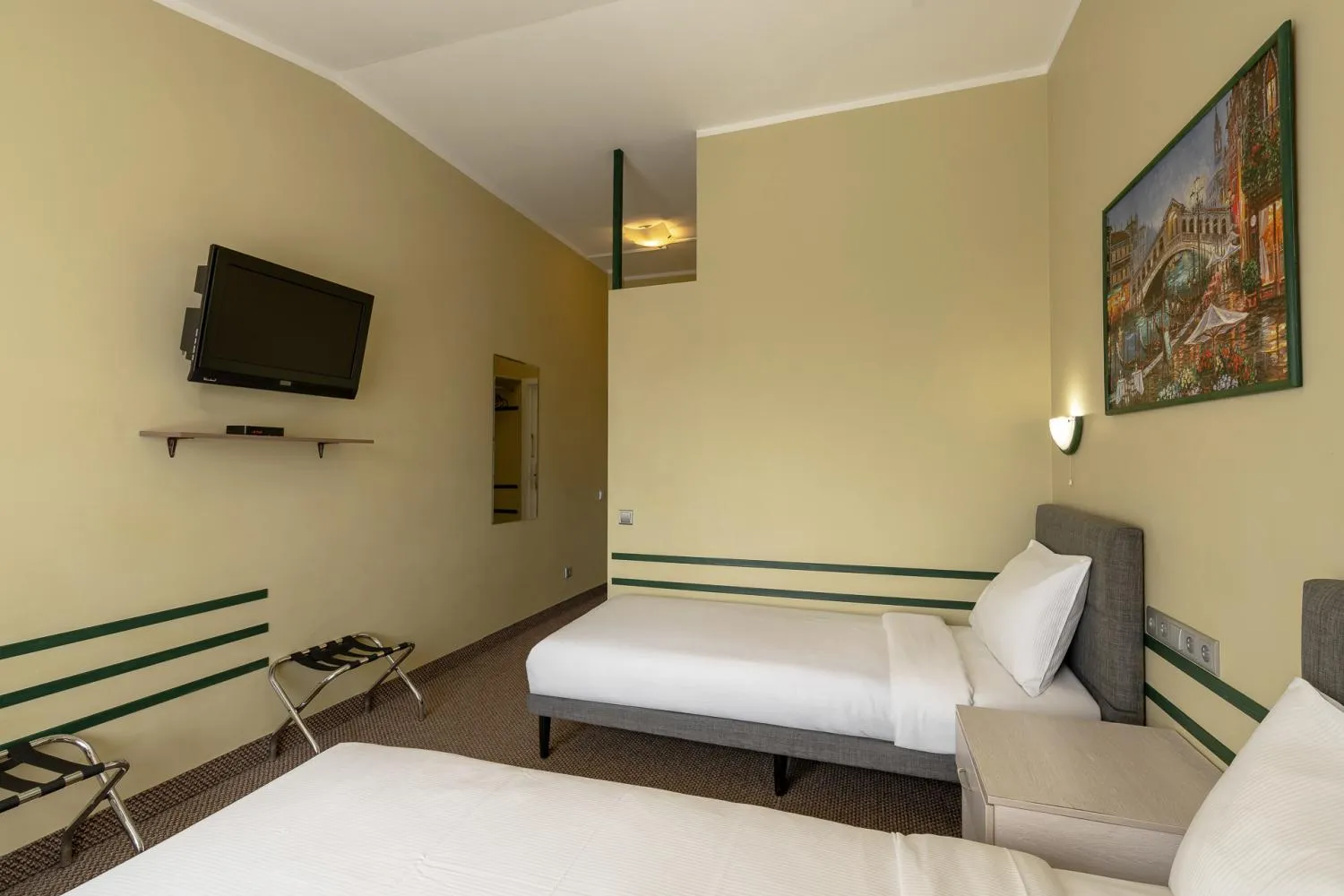 Bedroom, Bed in Apart Hotel Tomo FREE PARKING