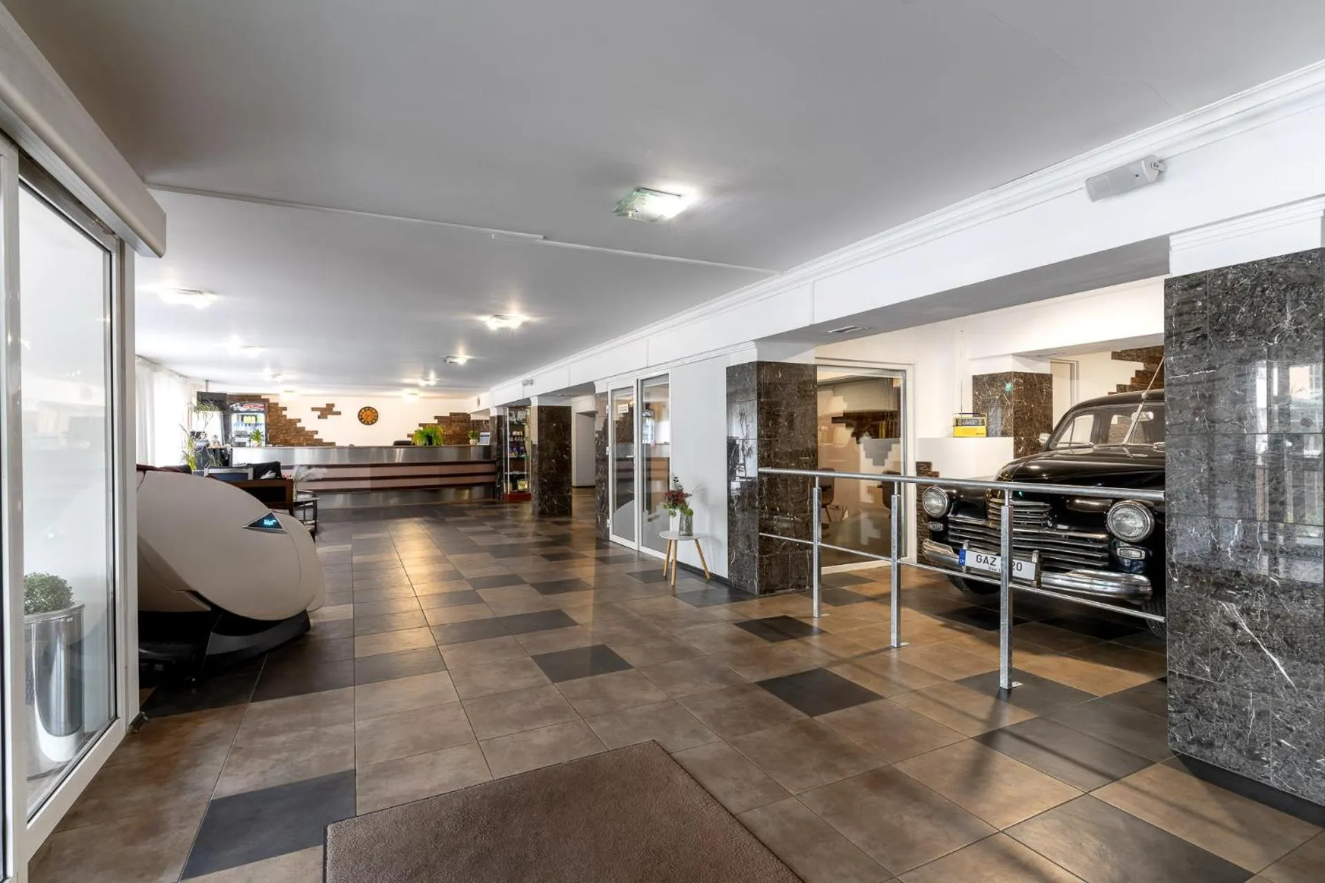 Lobby or reception in Apart Hotel Tomo FREE PARKING