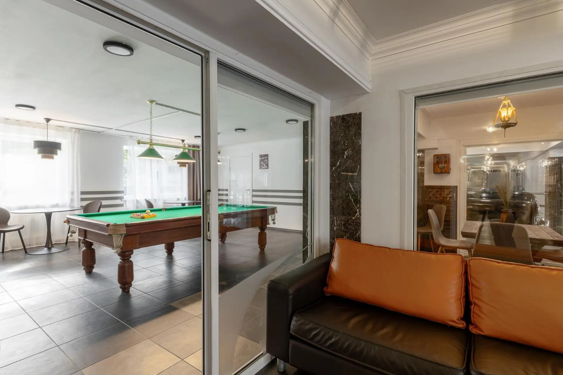 Lobby or reception in Apart Hotel Tomo FREE PARKING