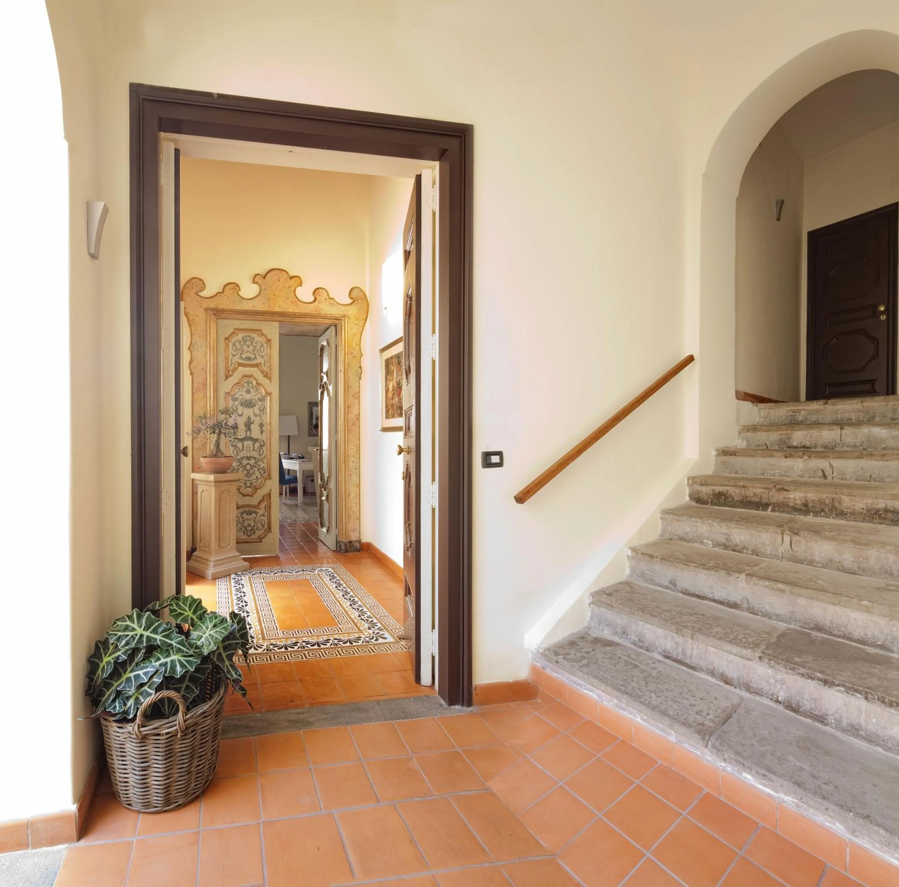 Facade/entrance in Maison Tofani