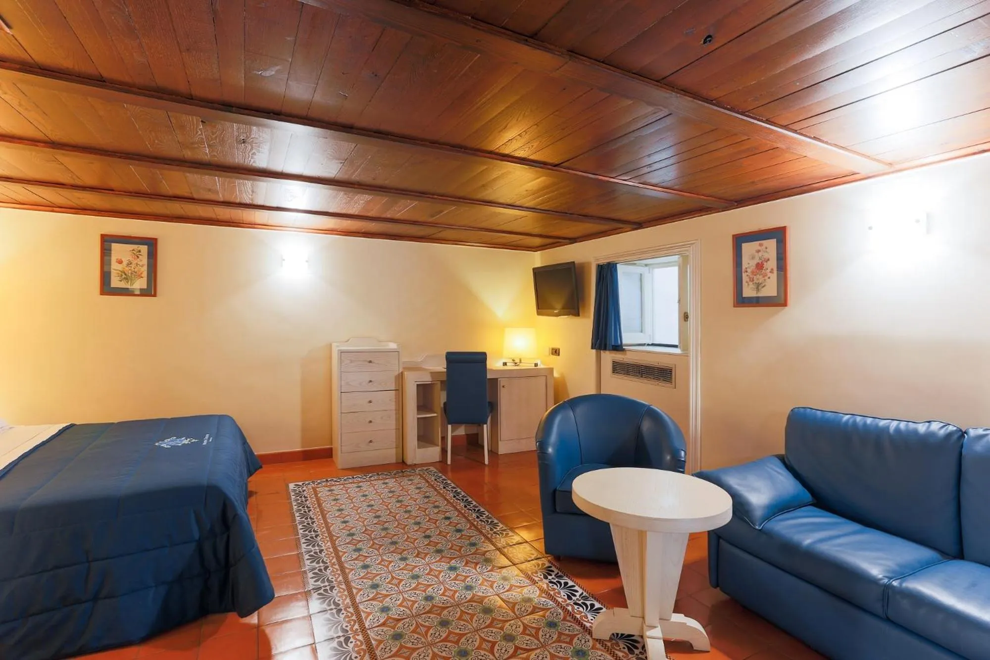 Seating area in Maison Tofani