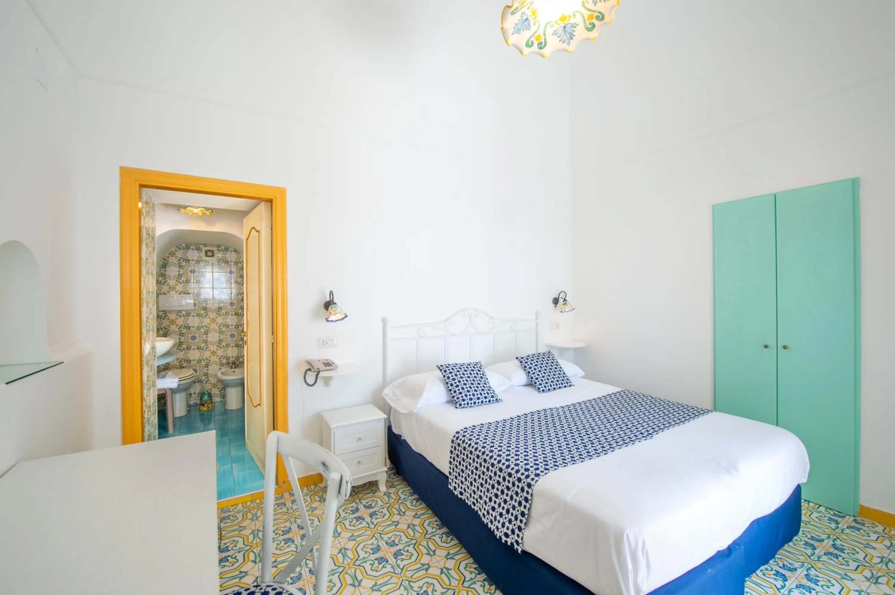 Bed in Hotel Costa Diva