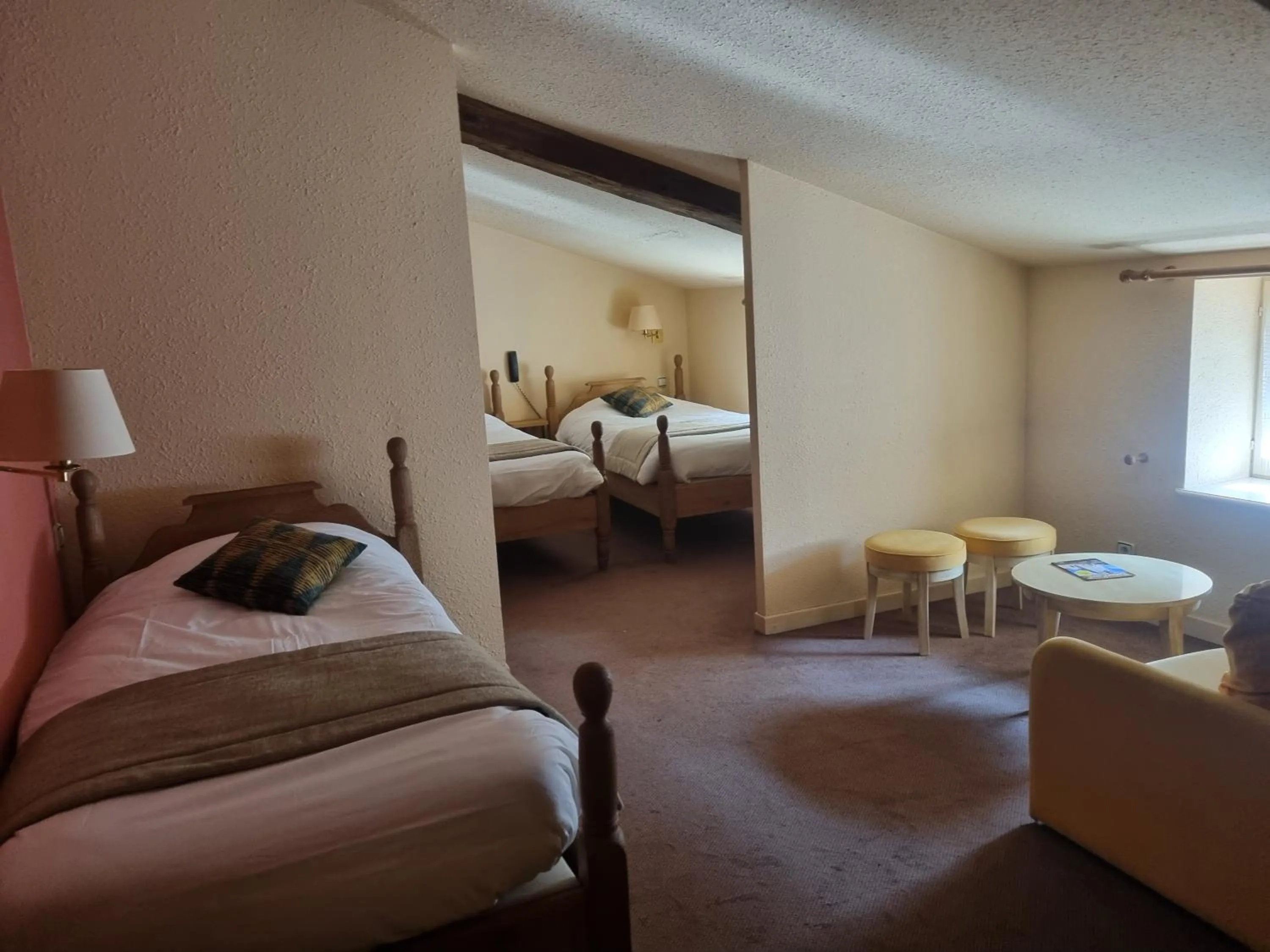 Bedroom, Bed in Logis Hôtel La Fleur de Lys