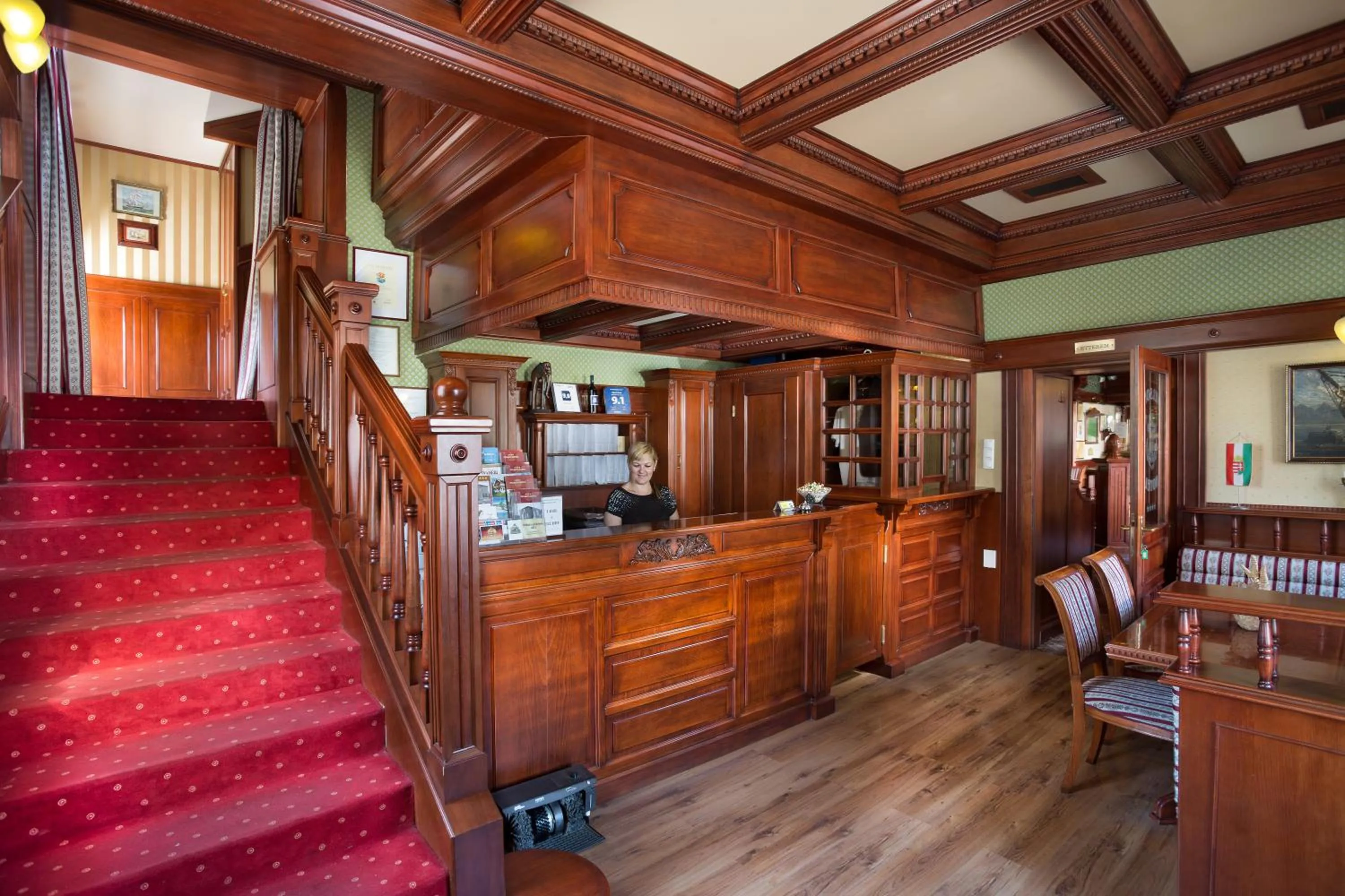 Lobby or reception in Nelson Hotel