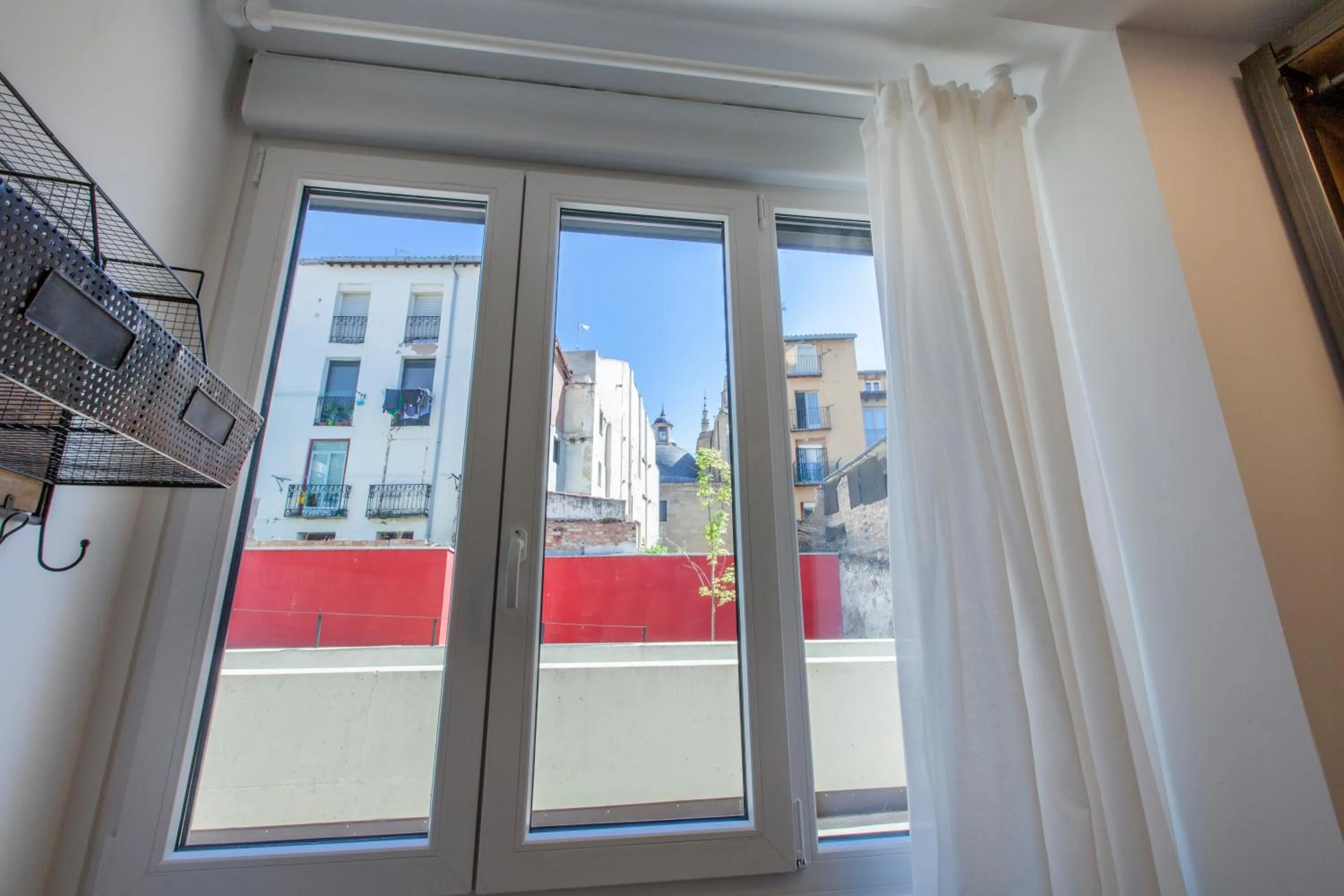 Winederful Hostel & Café