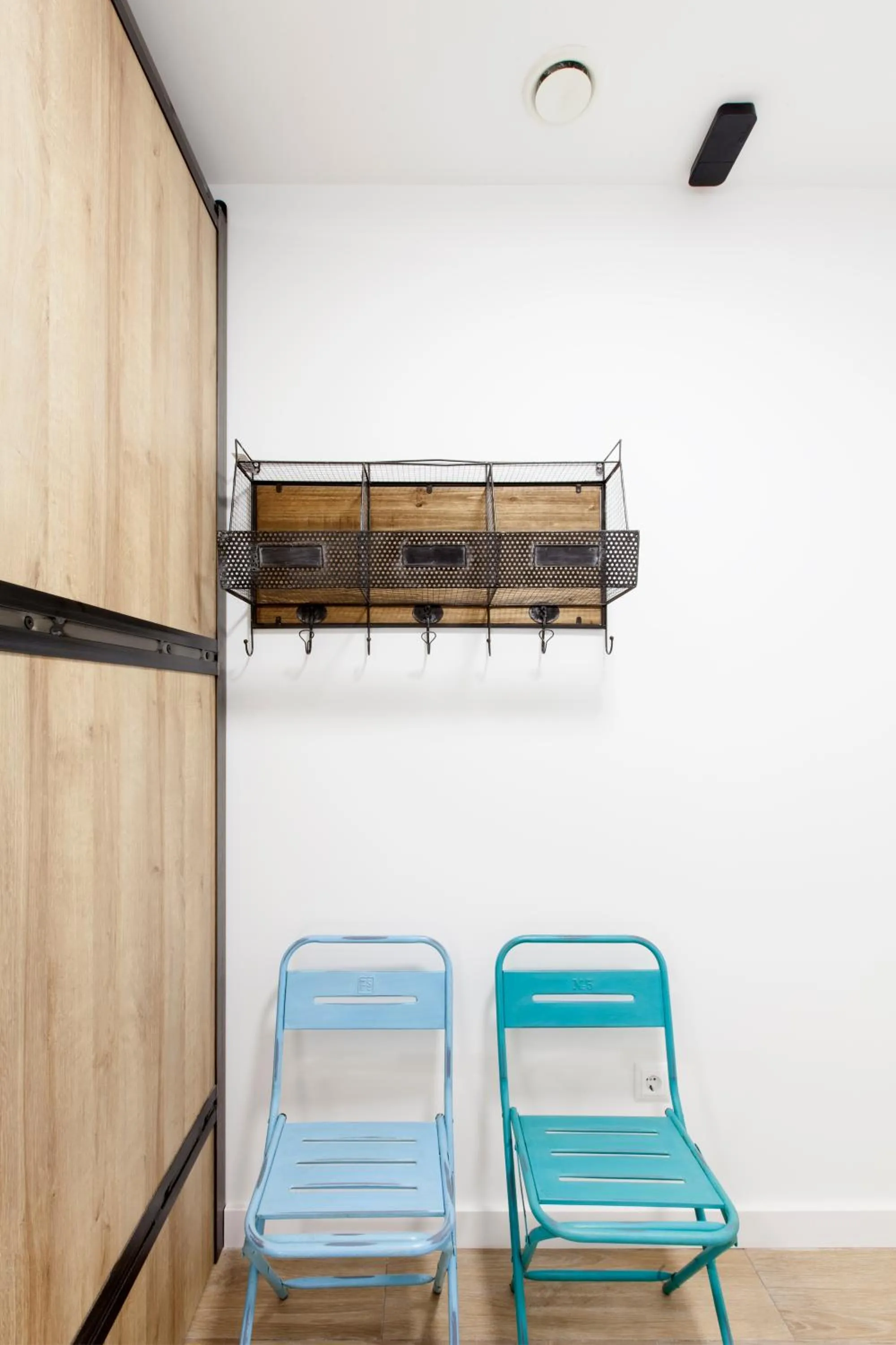 Winederful Hostel & Café