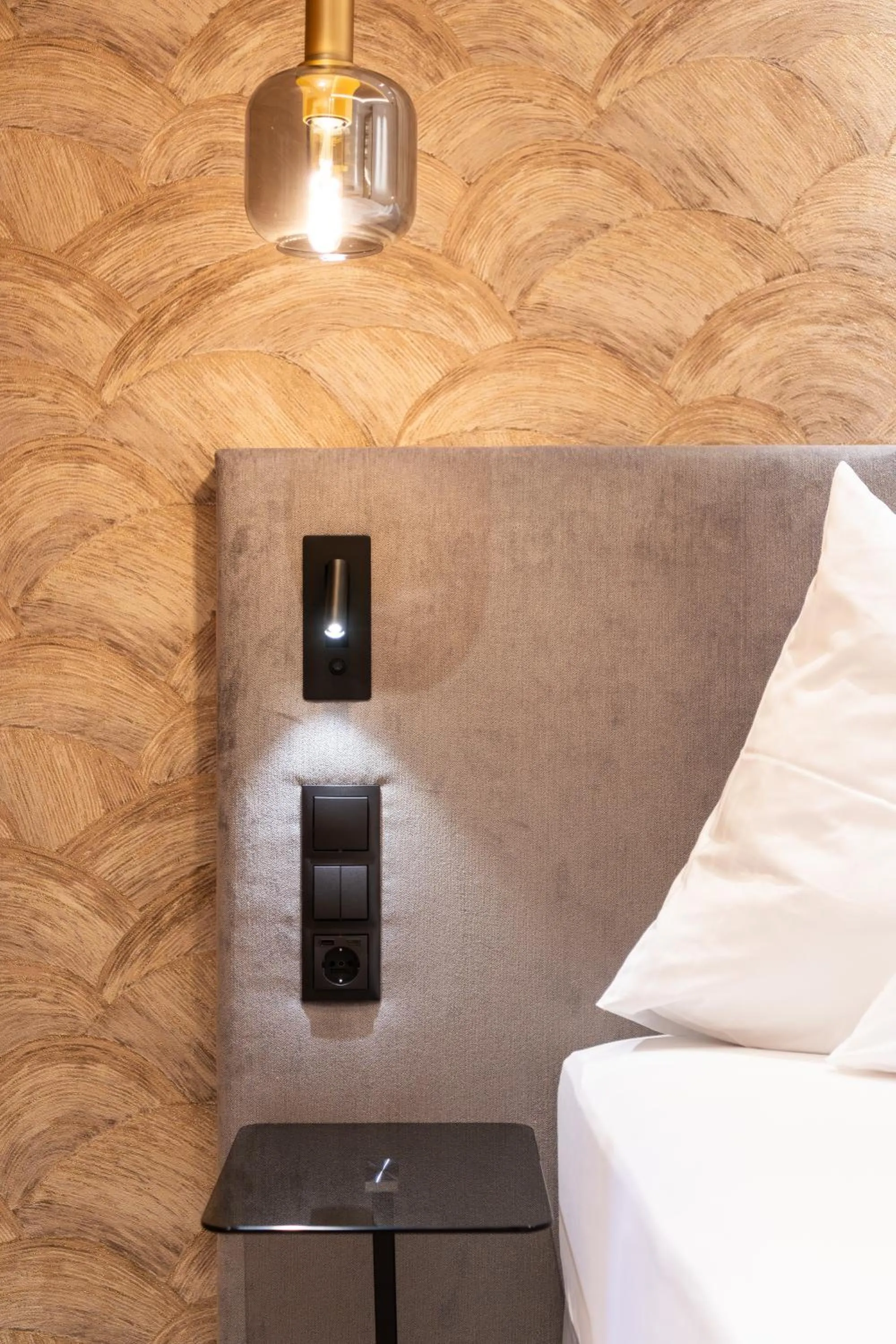 Decorative detail, Bed in Apart La Vita