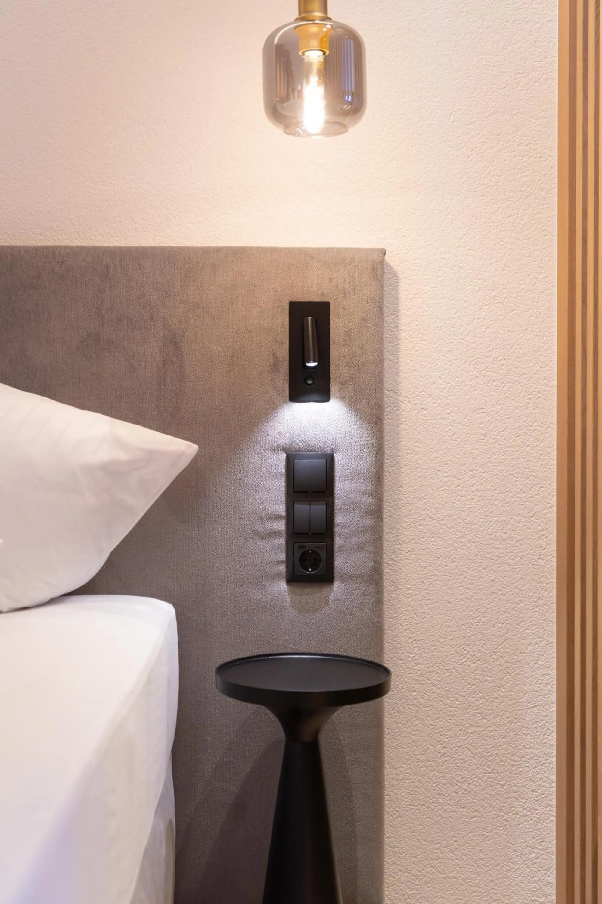 Decorative detail, Bed in Apart La Vita