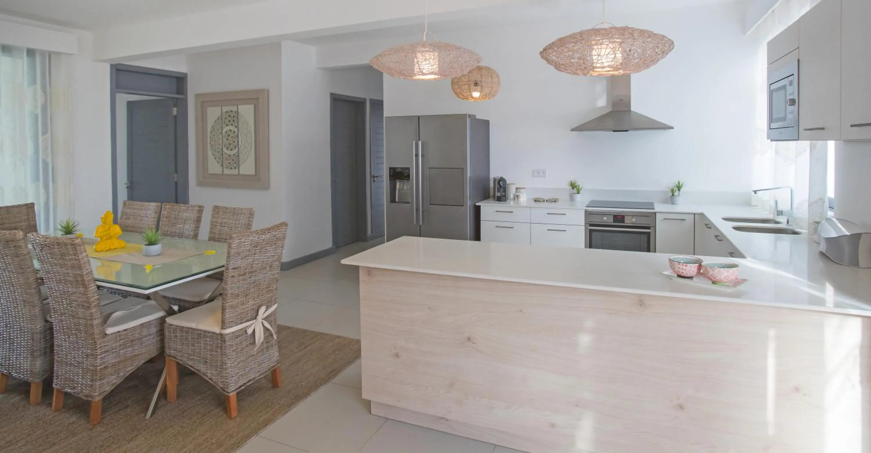 Dining area in Marosalie