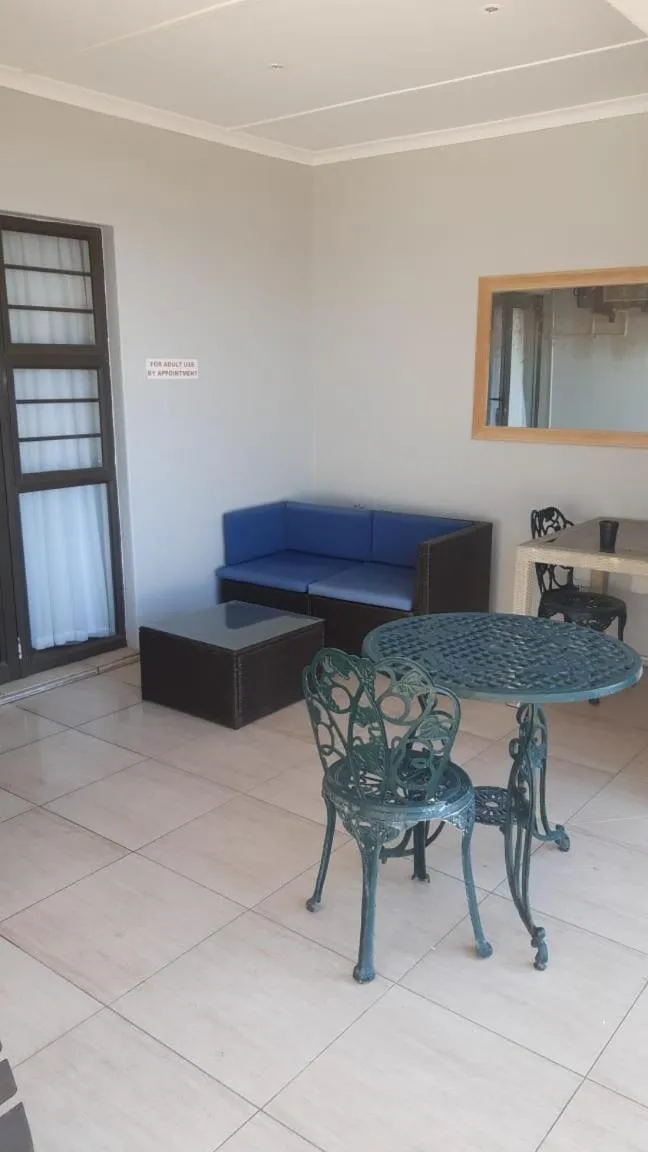 My Den Beachfront B&B and Self-Catering