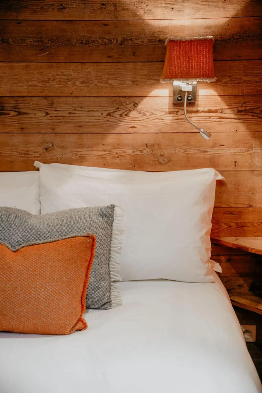 Bedroom, Bed in Hôtel Les Cimes