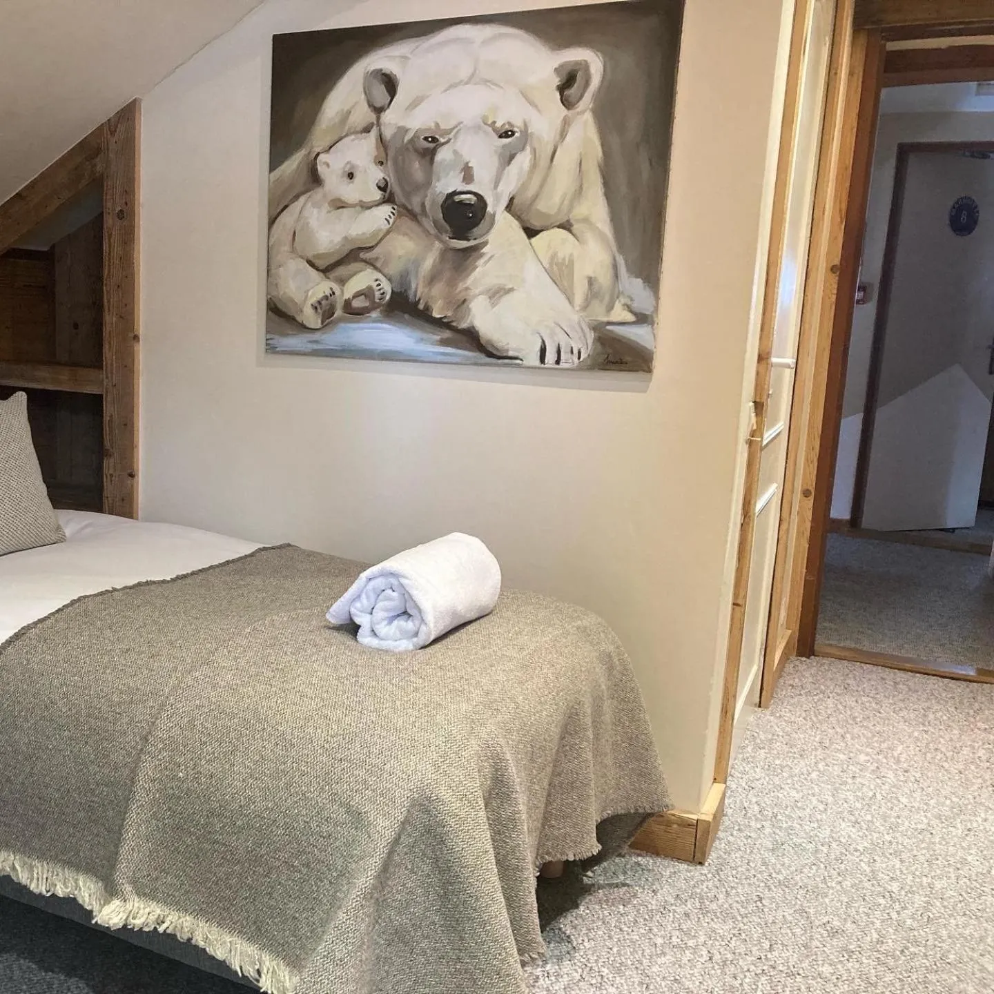 Bedroom, Bed in Hôtel Les Cimes