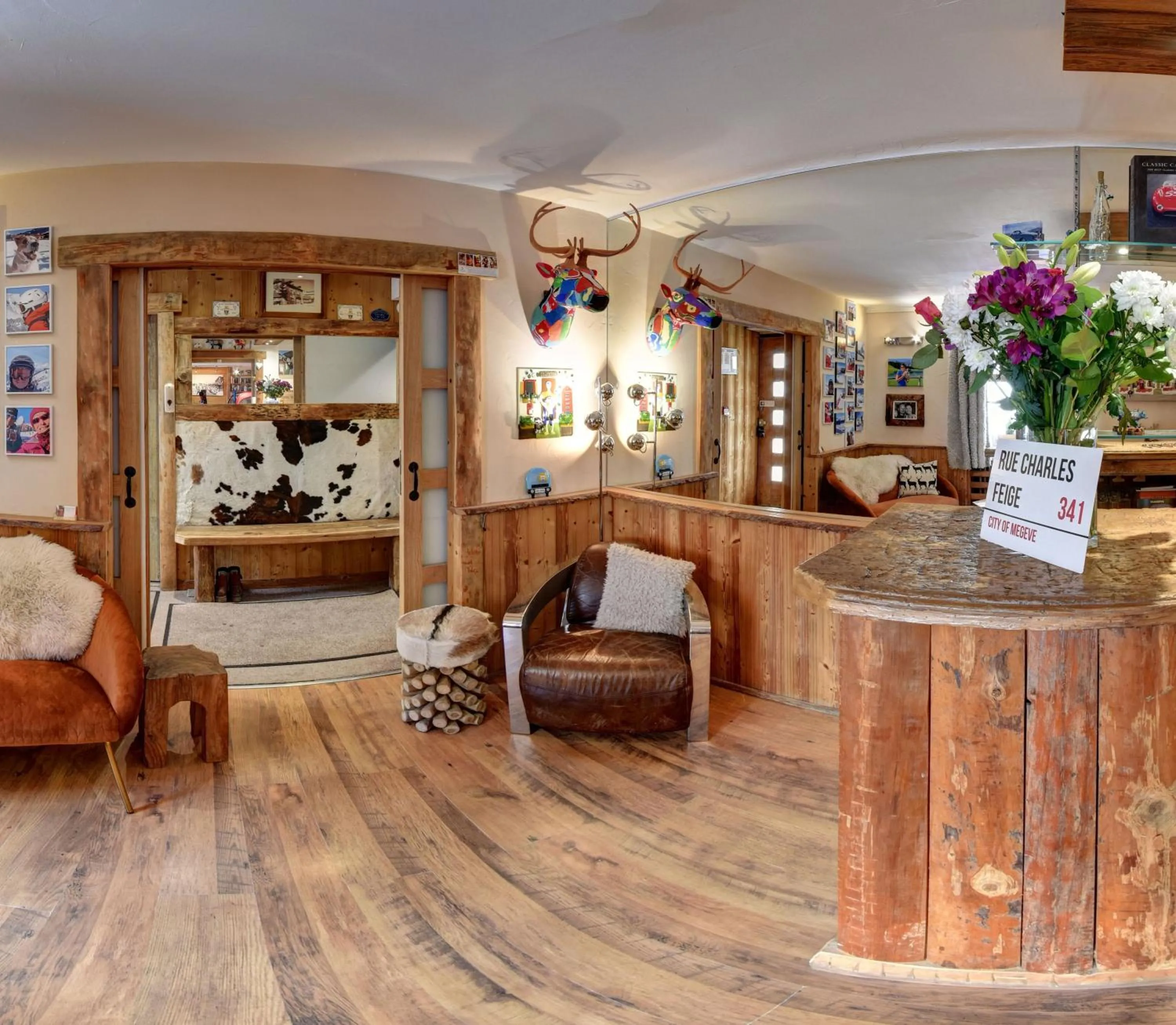Living room in Hôtel Les Cimes