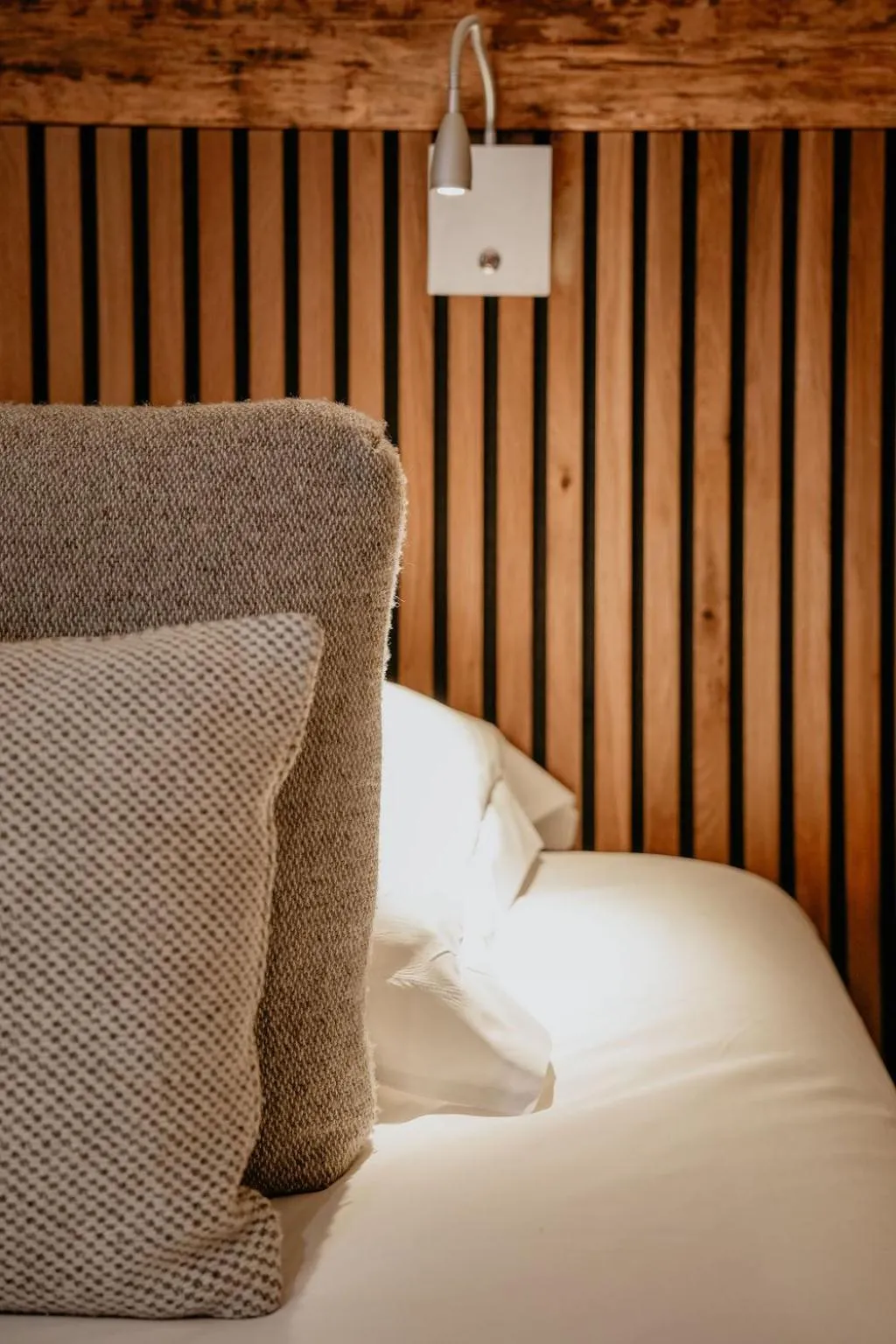 Bedroom, Bed in Hôtel Les Cimes