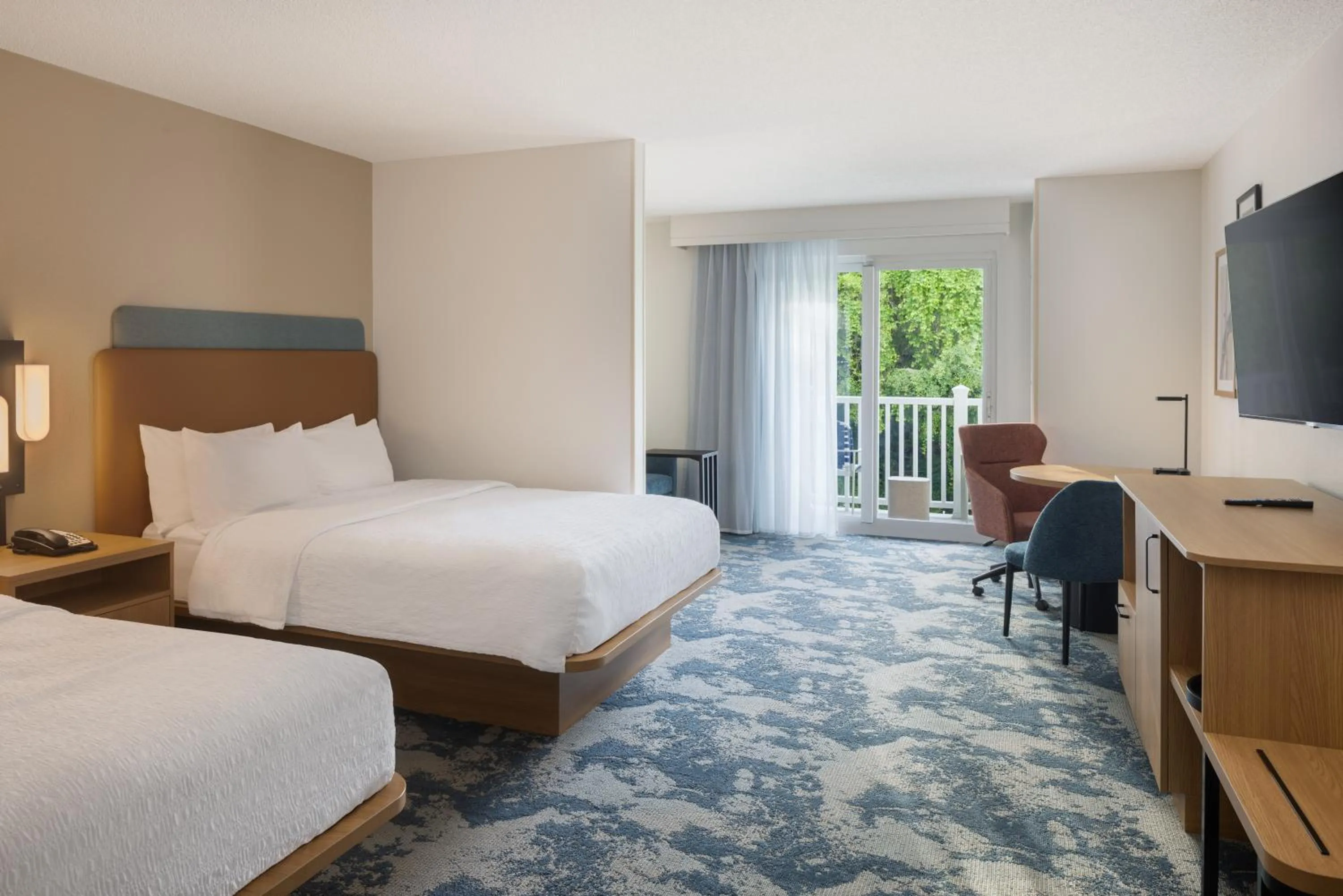 Bed in Hampton Inn & Suites Jekyll Island