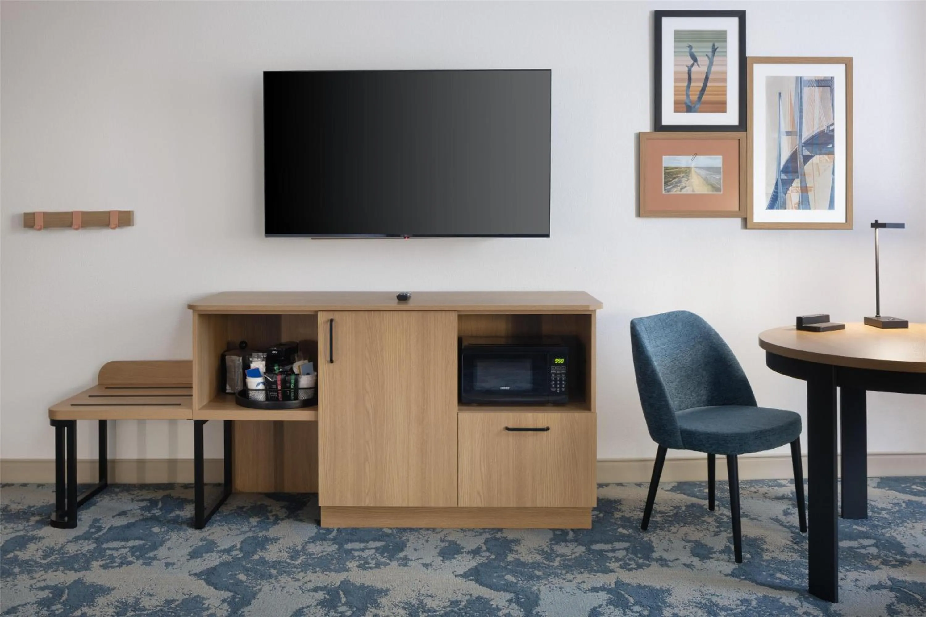 Bedroom in Hampton Inn & Suites Jekyll Island