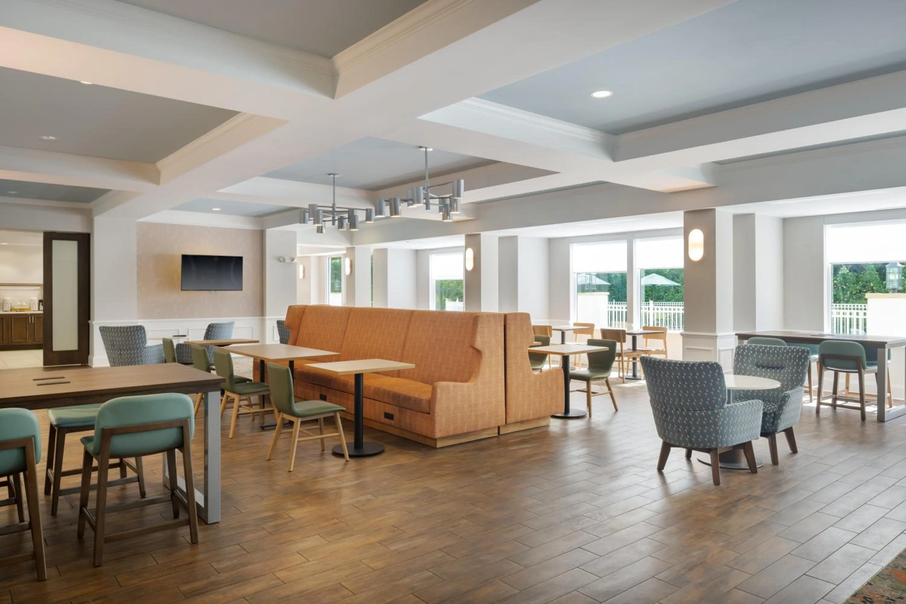 Dinner in Hampton Inn & Suites Jekyll Island