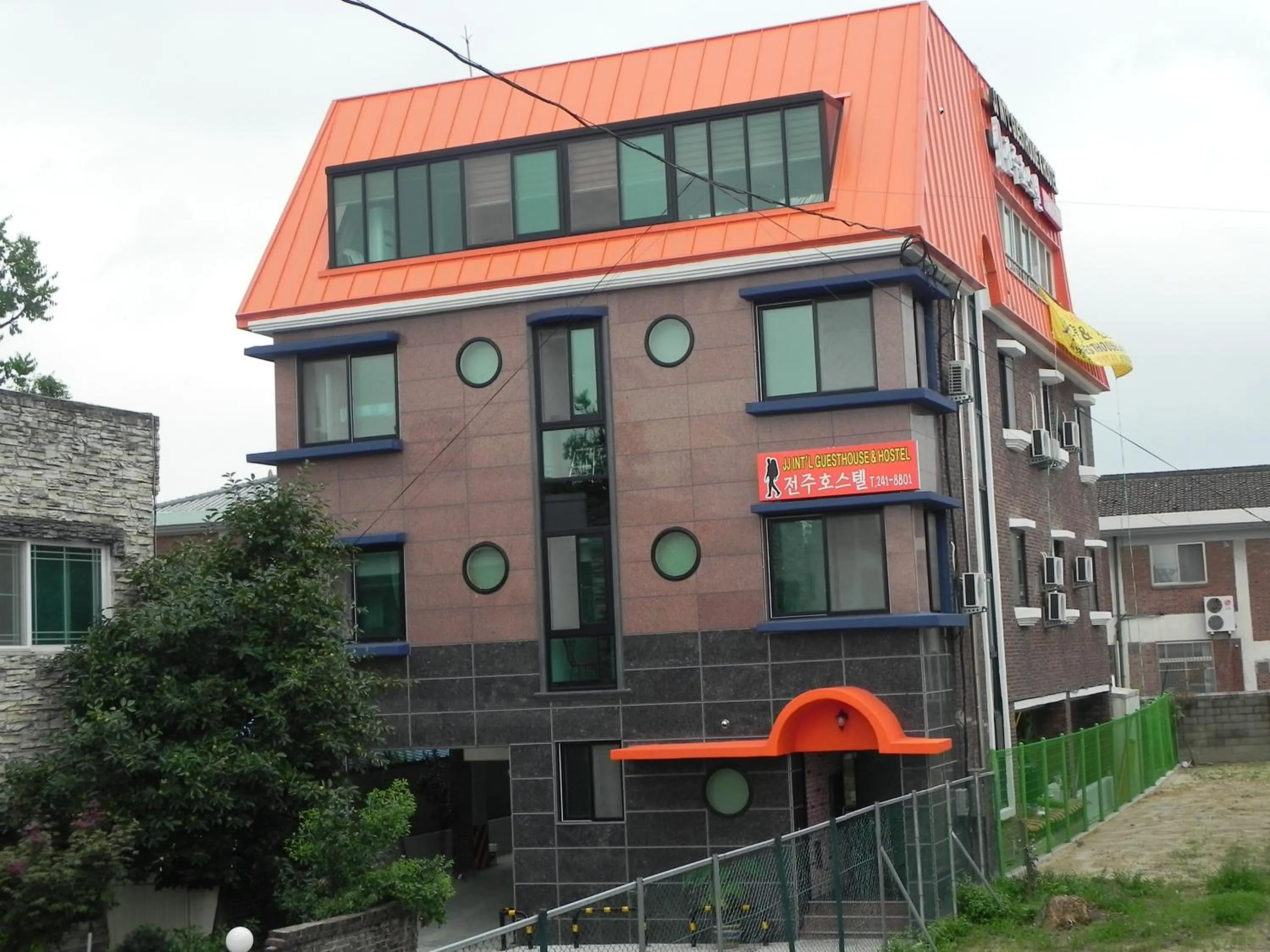 Property building in Jeonju International Hostel
