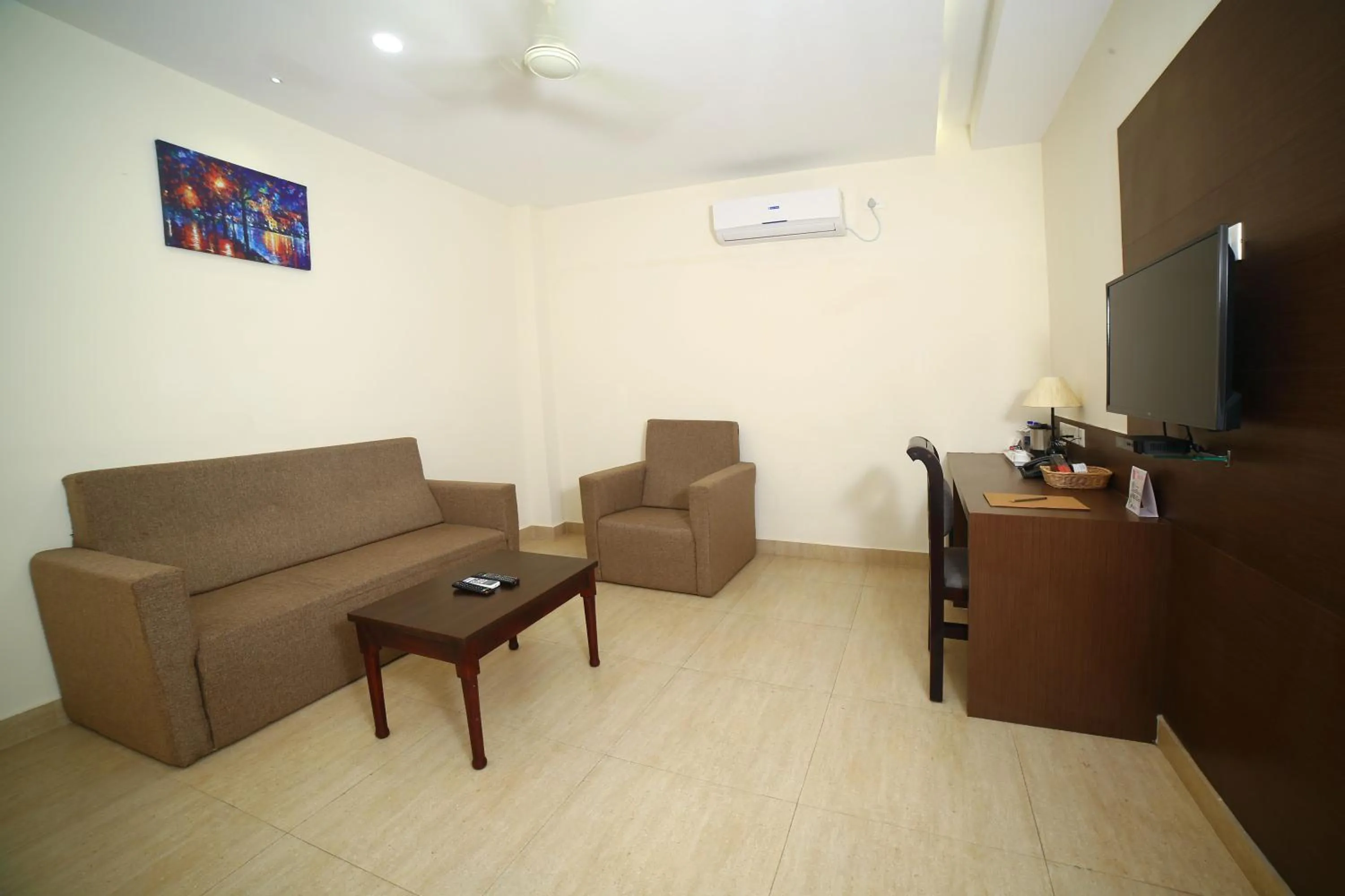 Living room in Hotel Yamuna