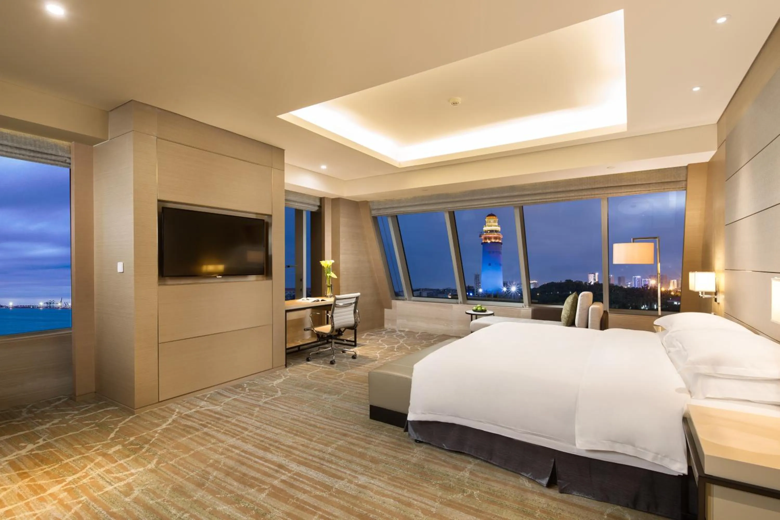 Night, Bed in Fliport Wutong Hotel-Free Welcome Fruit & Near Exhibition Center