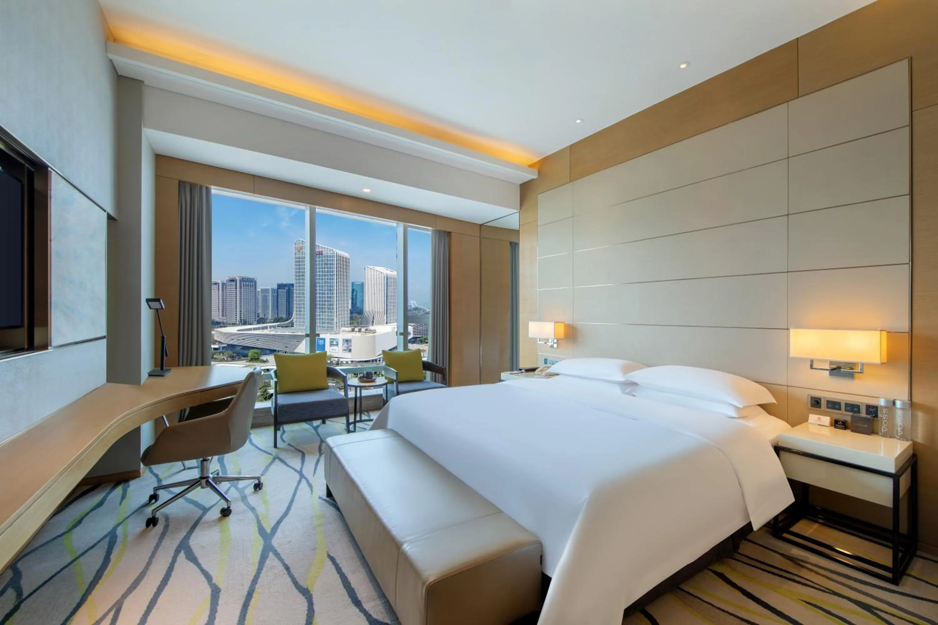 Bed in Fliport Wutong Hotel-Free Welcome Fruit & Near Exhibition Center