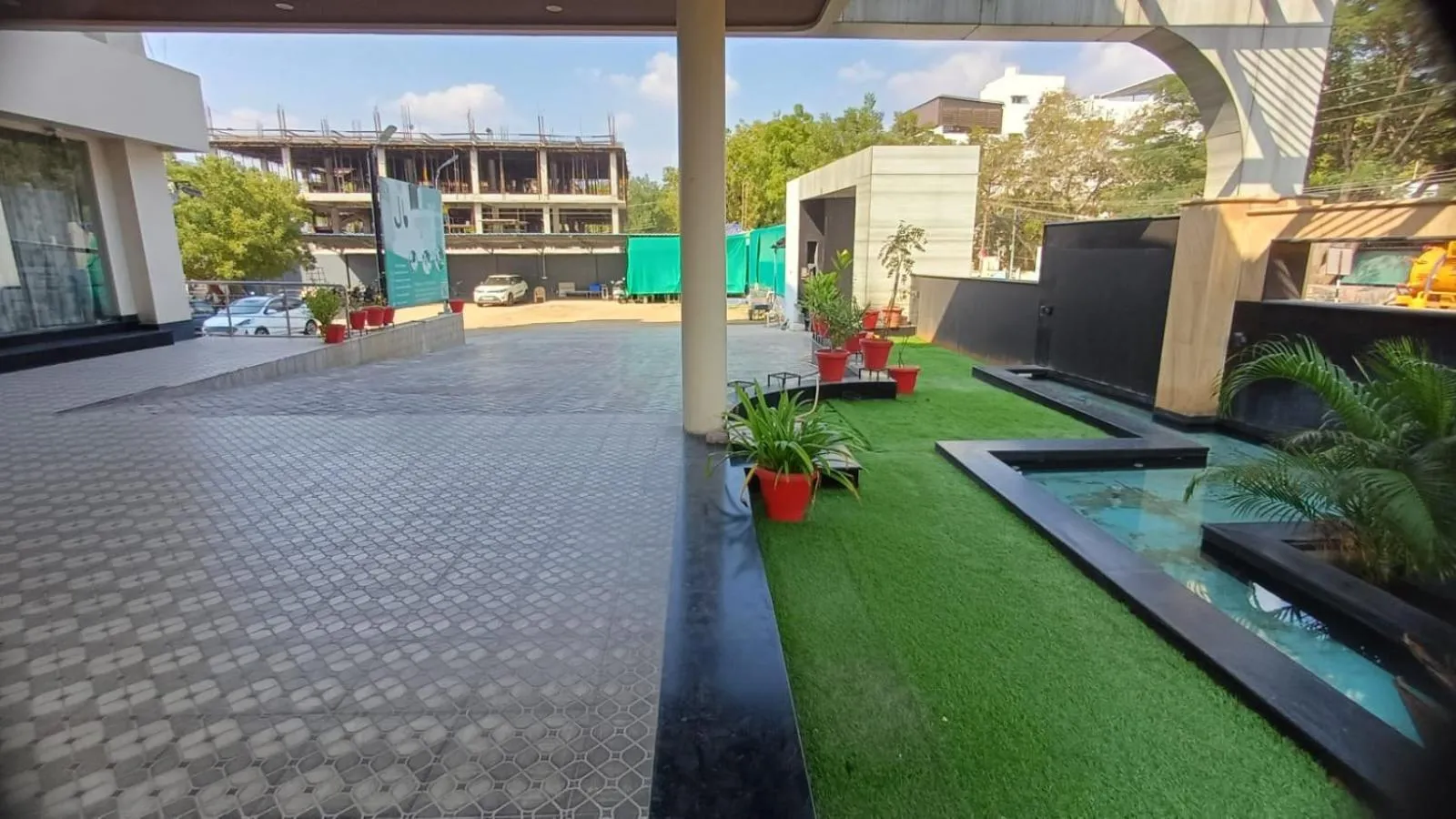 Patio in Hotel Sriram JB Residency