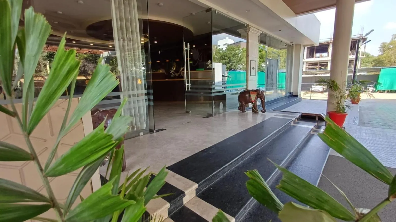 Patio in Hotel Sriram JB Residency