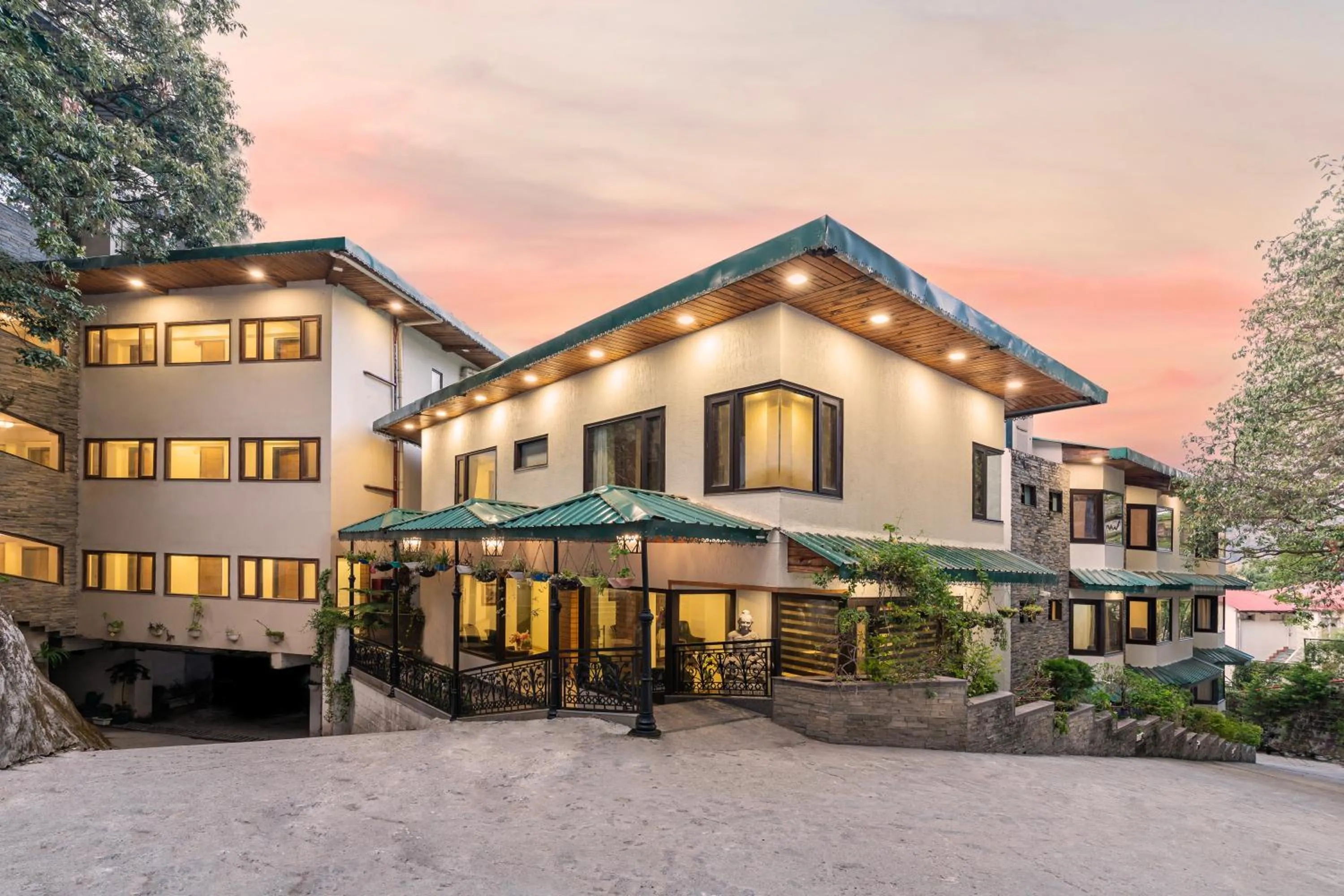 Property building in Country Inn Premier Pacific Mall Road Mussoorie