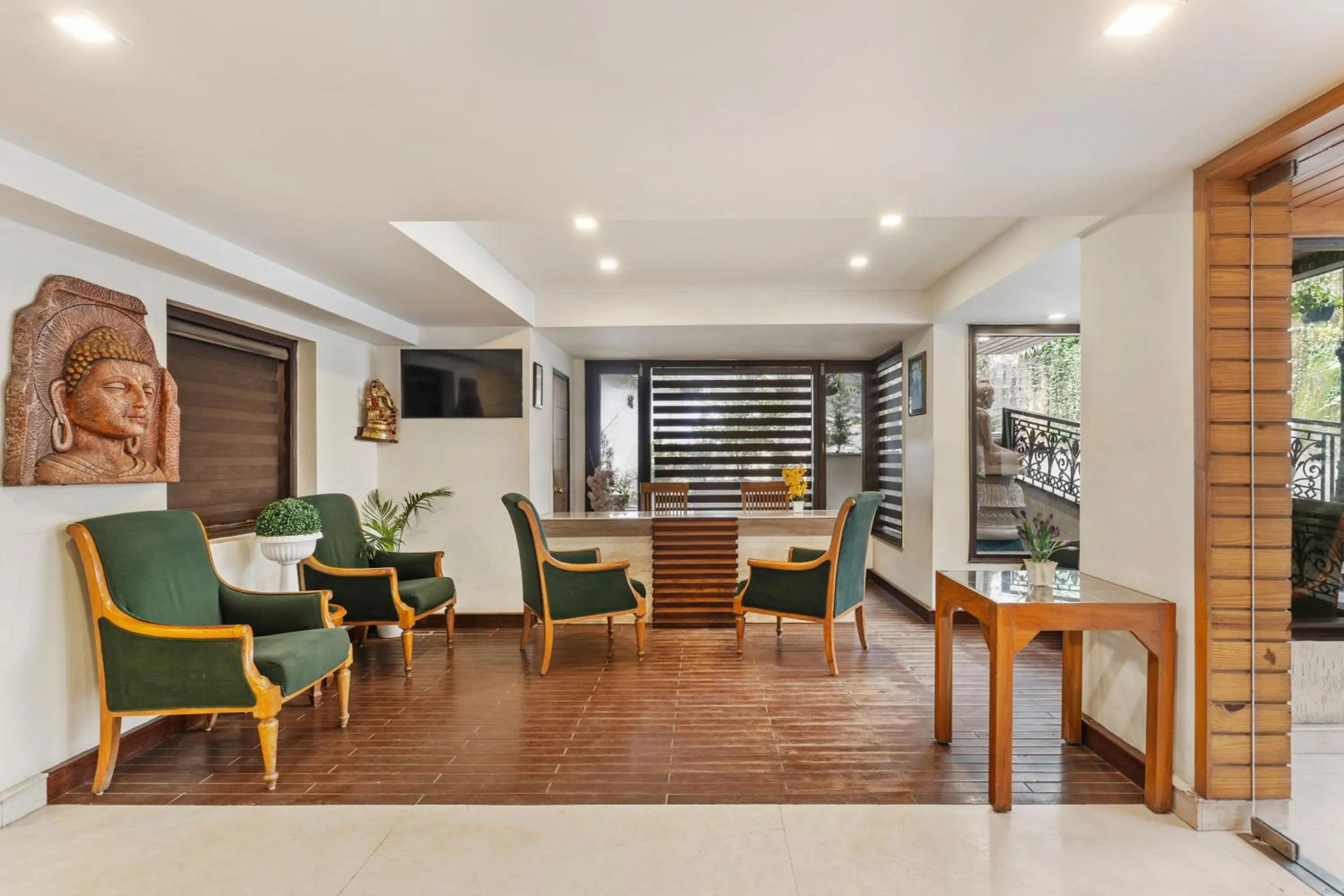 Country Inn Premier Pacific Mall Road Mussoorie