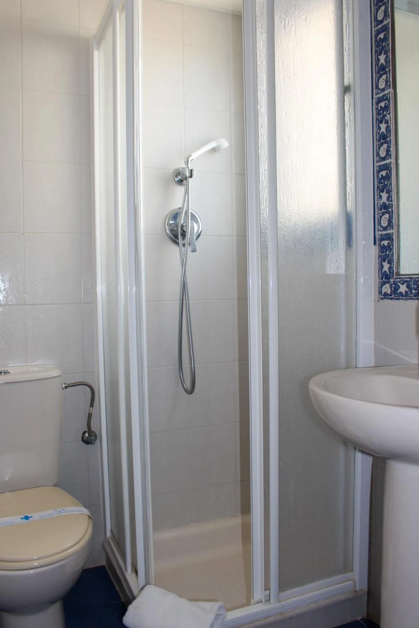 Shower in Turquesa Beach Unitursa