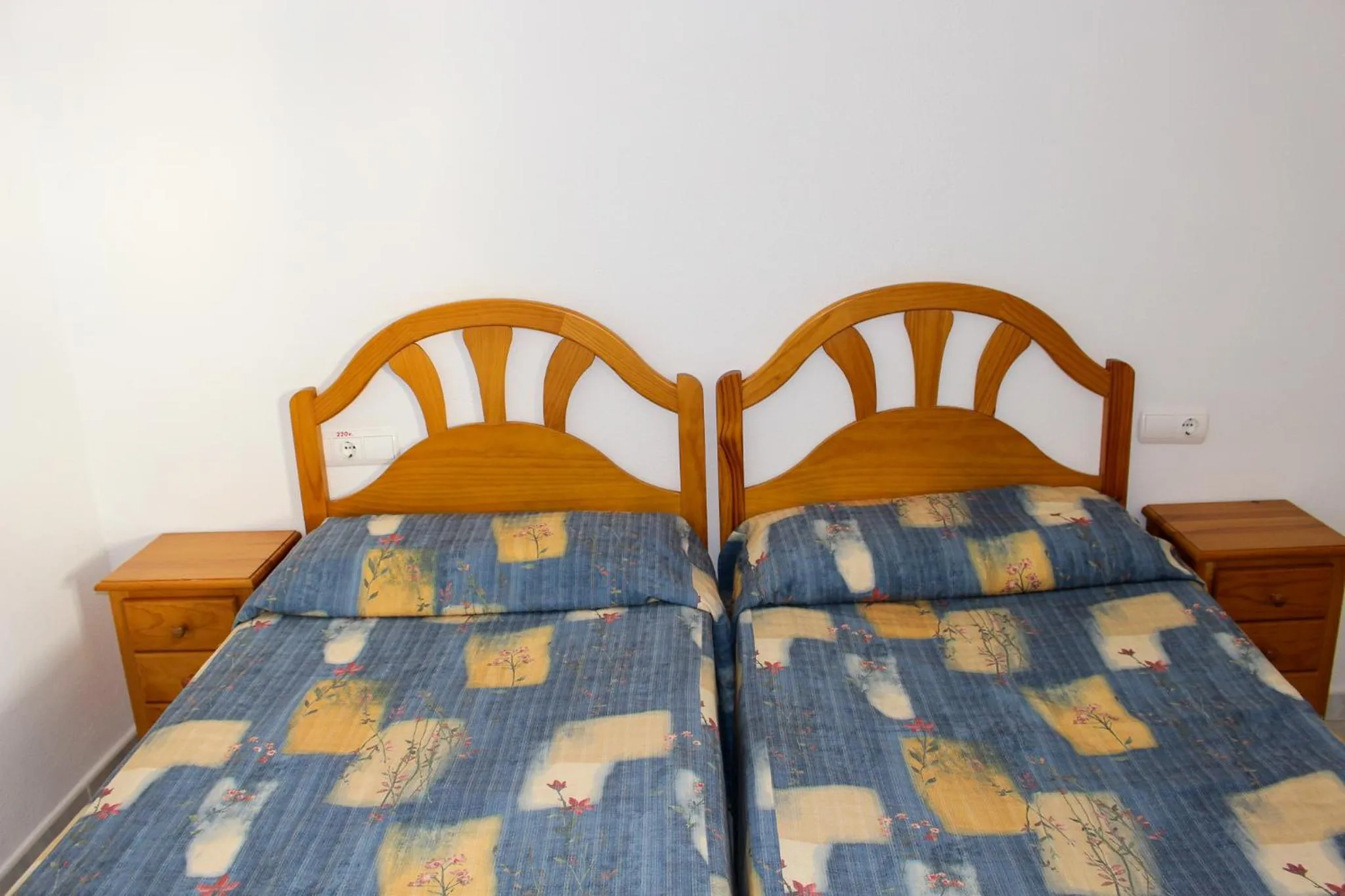 Bed in Turquesa Beach Unitursa