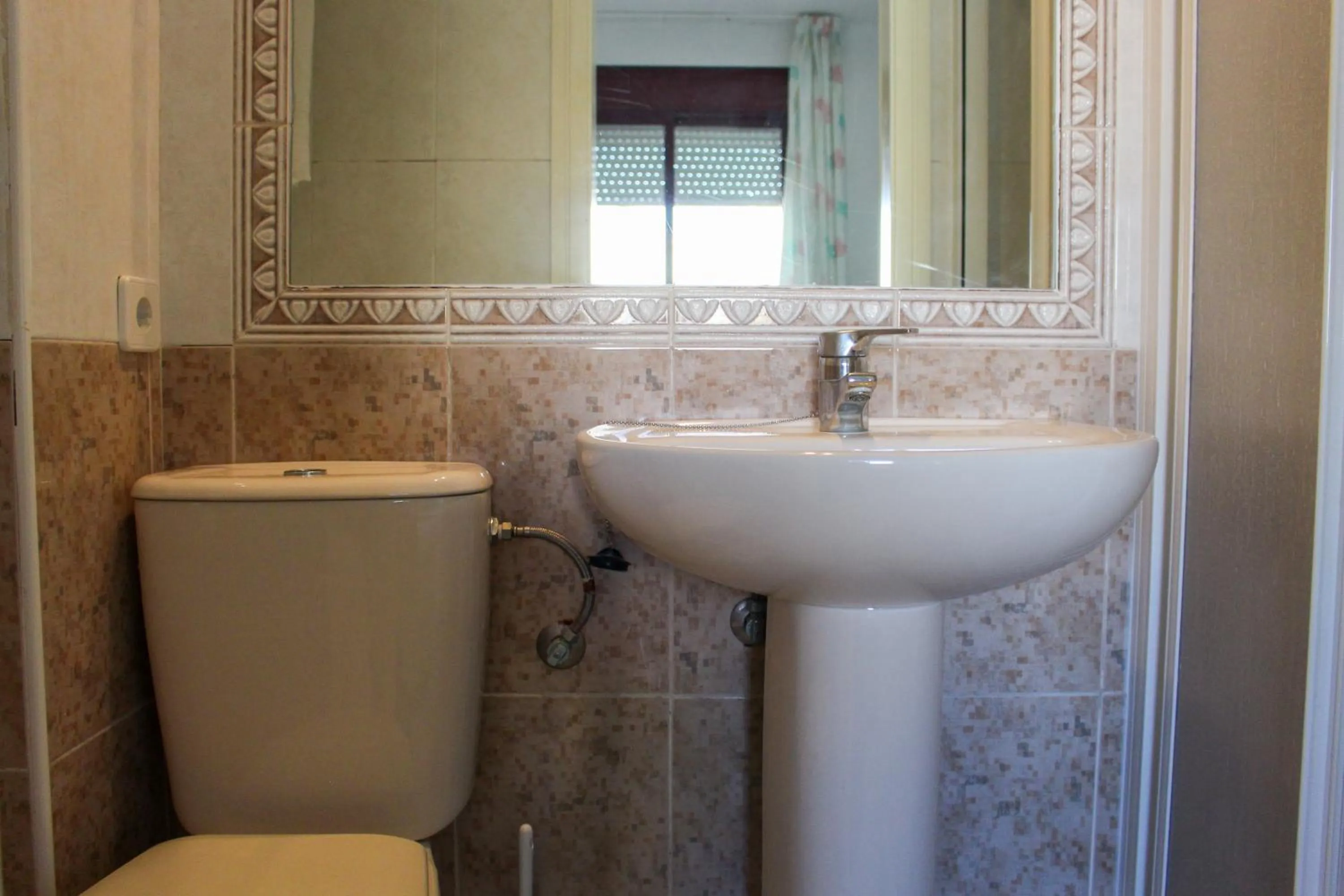 Toilet in Apartamentos Zafiro Unitursa