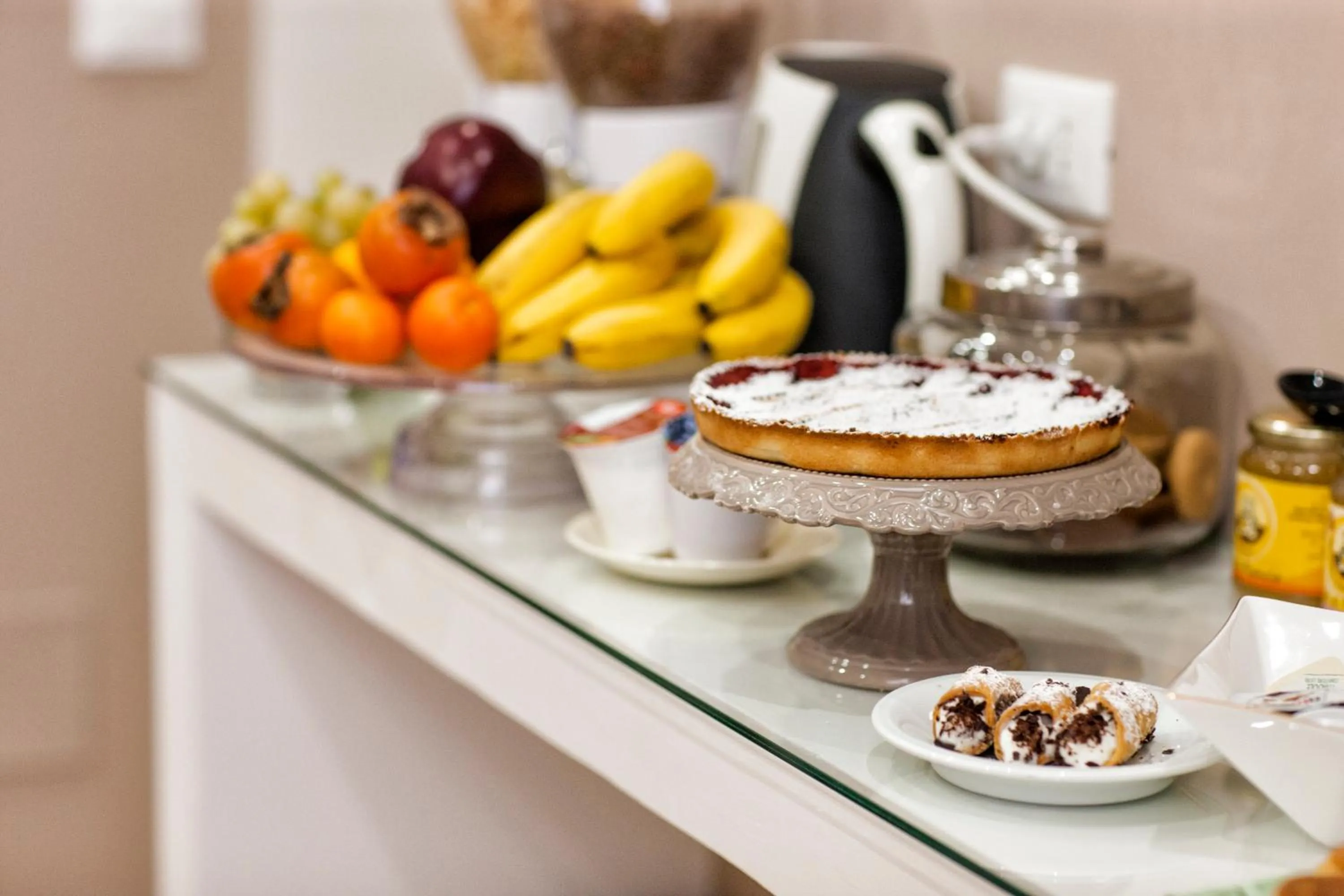 Communal lounge/ TV room in B&B Kalavrìa