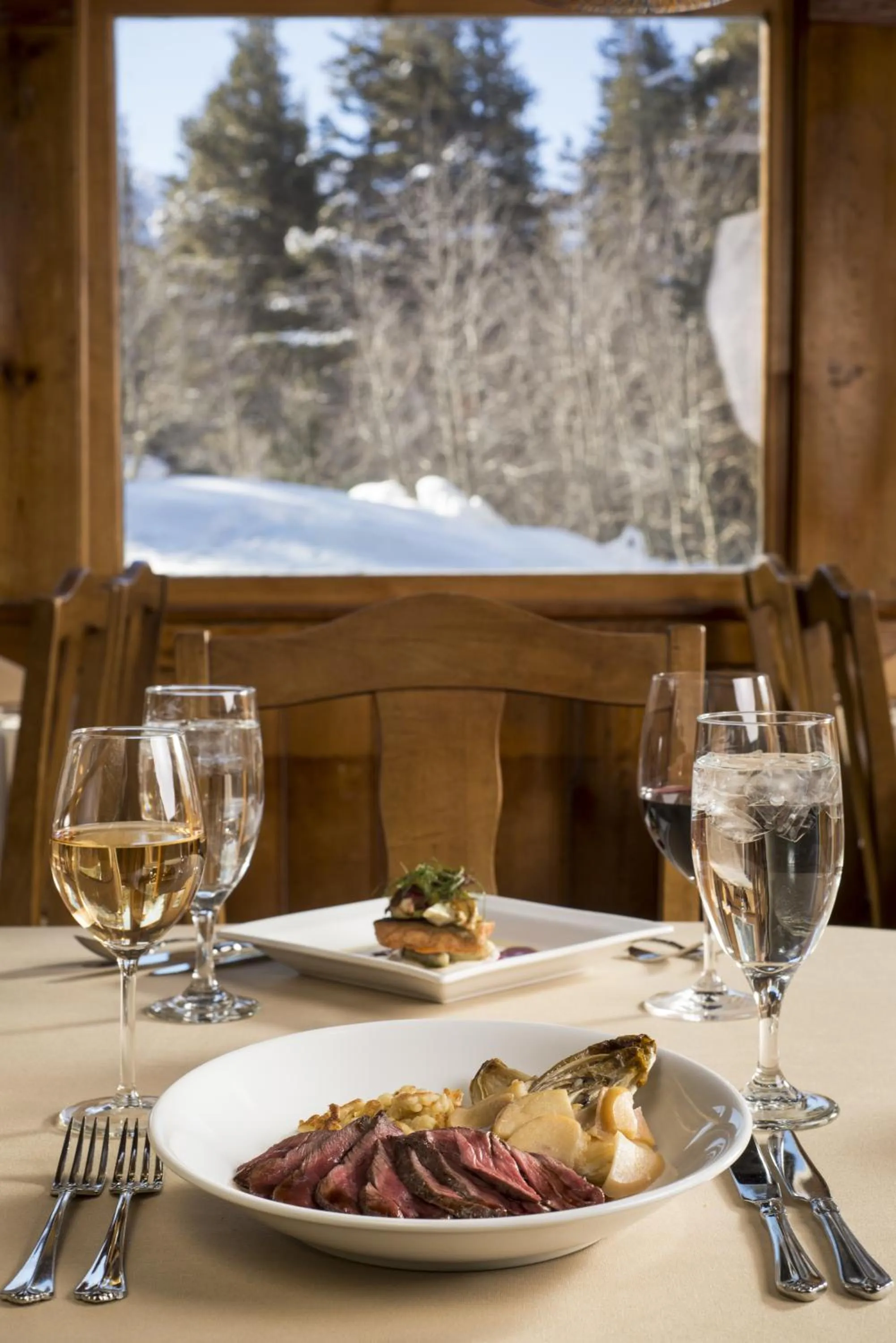 Restaurant/places to eat in Tamarack Lodge