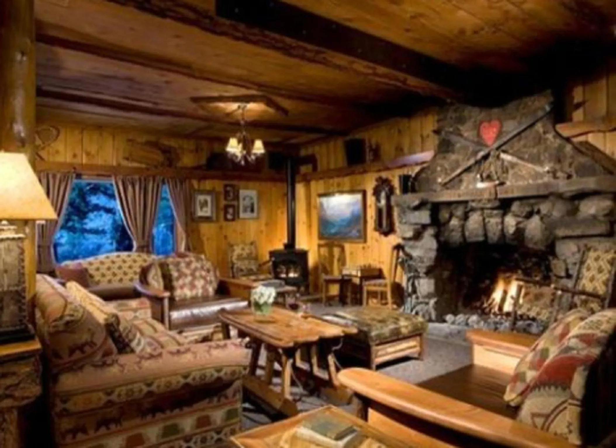 Lobby or reception in Tamarack Lodge