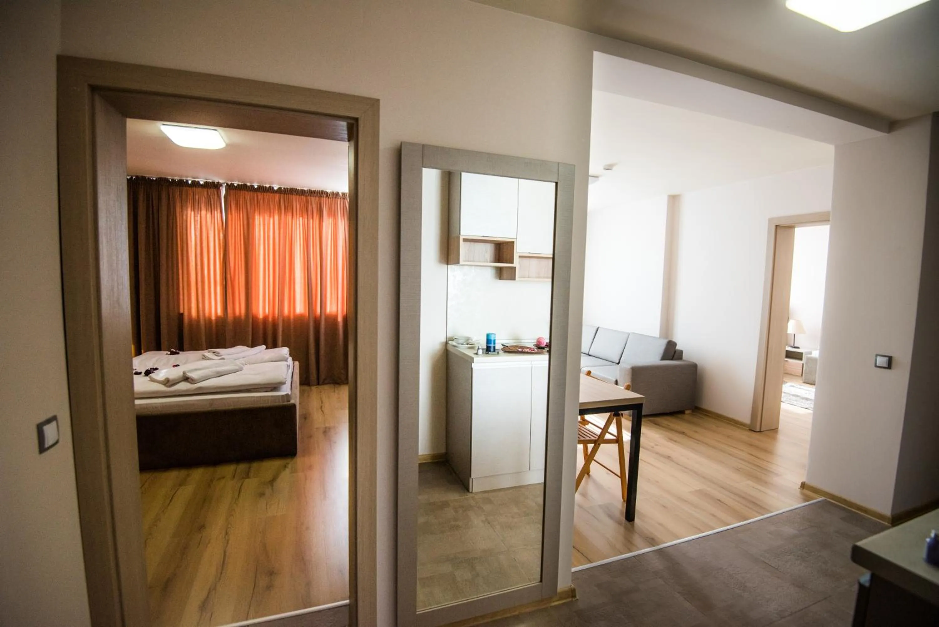 Dining area, Bed in Court Inn