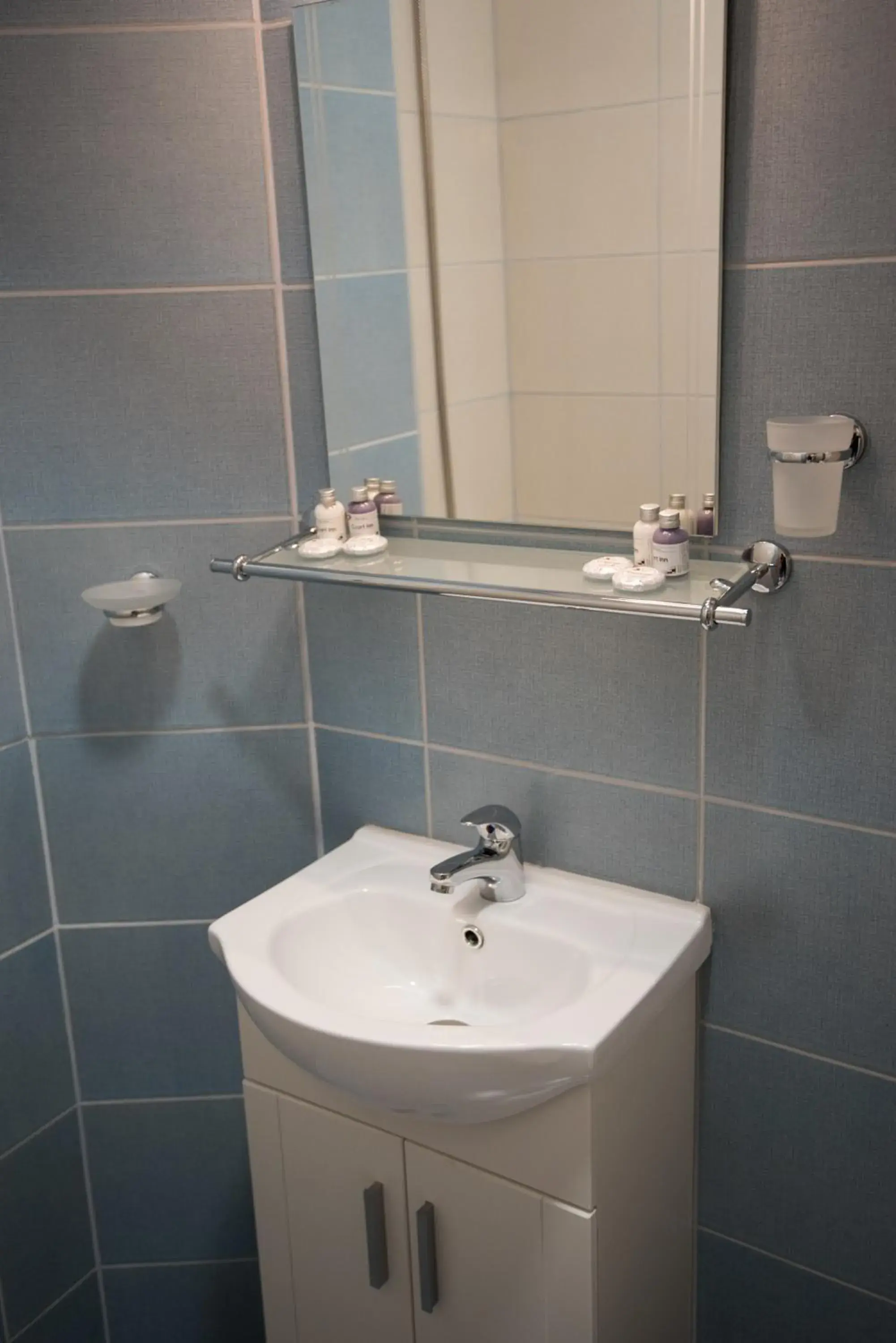 Twin Room - single occupancy in Court Inn Twin Room - single occupancy in Court Inn