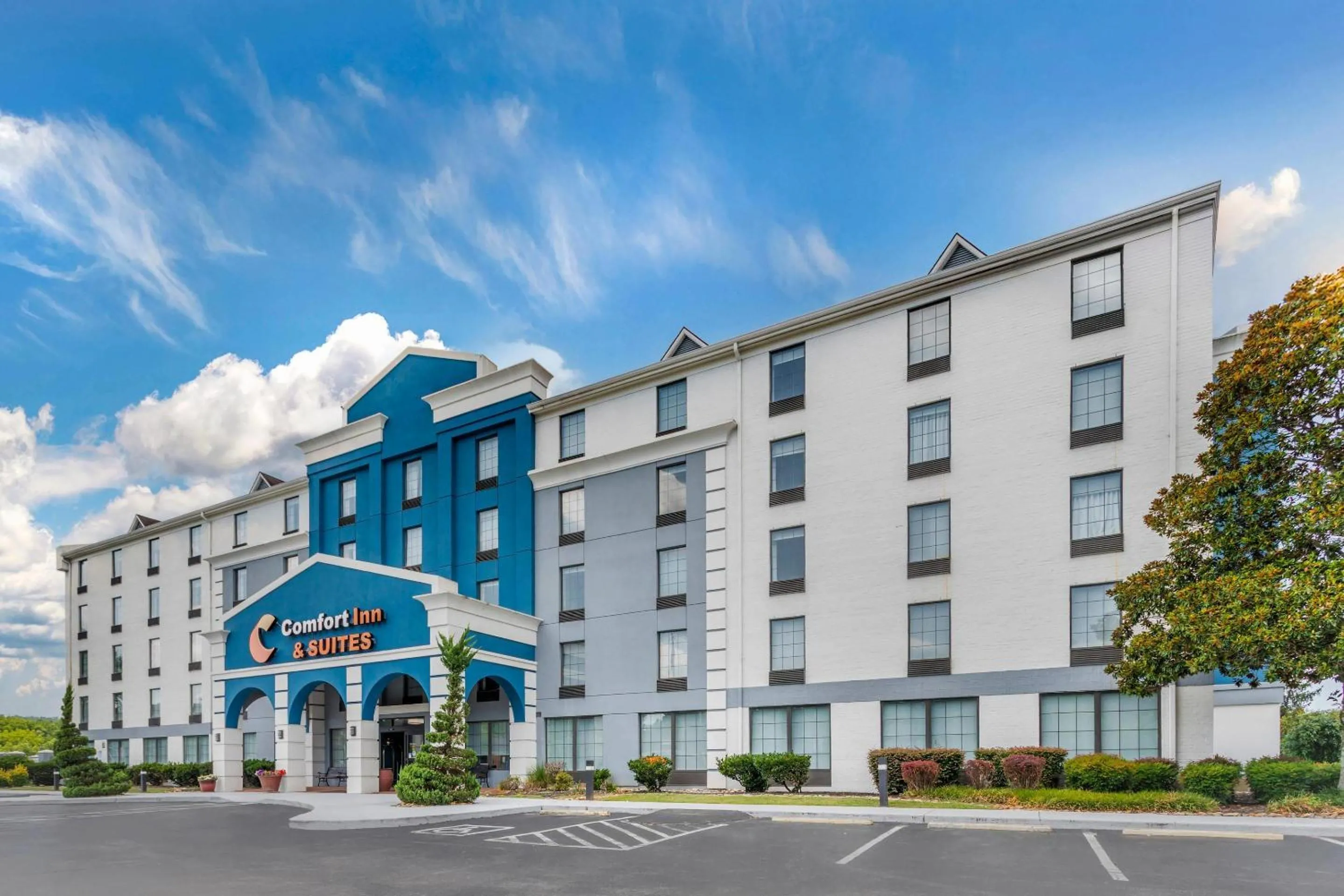 Property building in Comfort Inn Oak Ridge - Knoxville